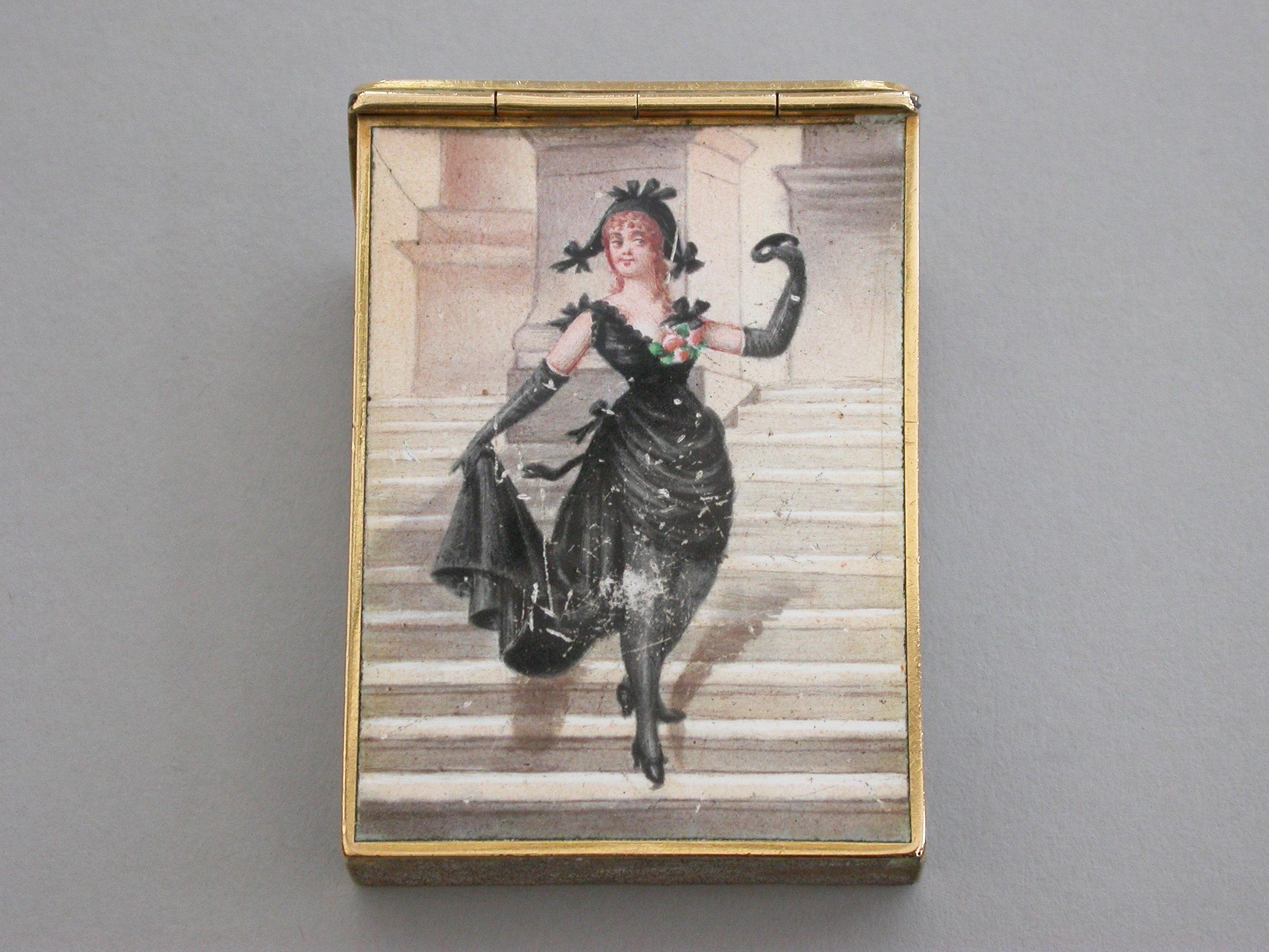 Late 19th Century French Gold and Enamel Vesta Case ‘Sappho’, circa 1900 For Sale 1