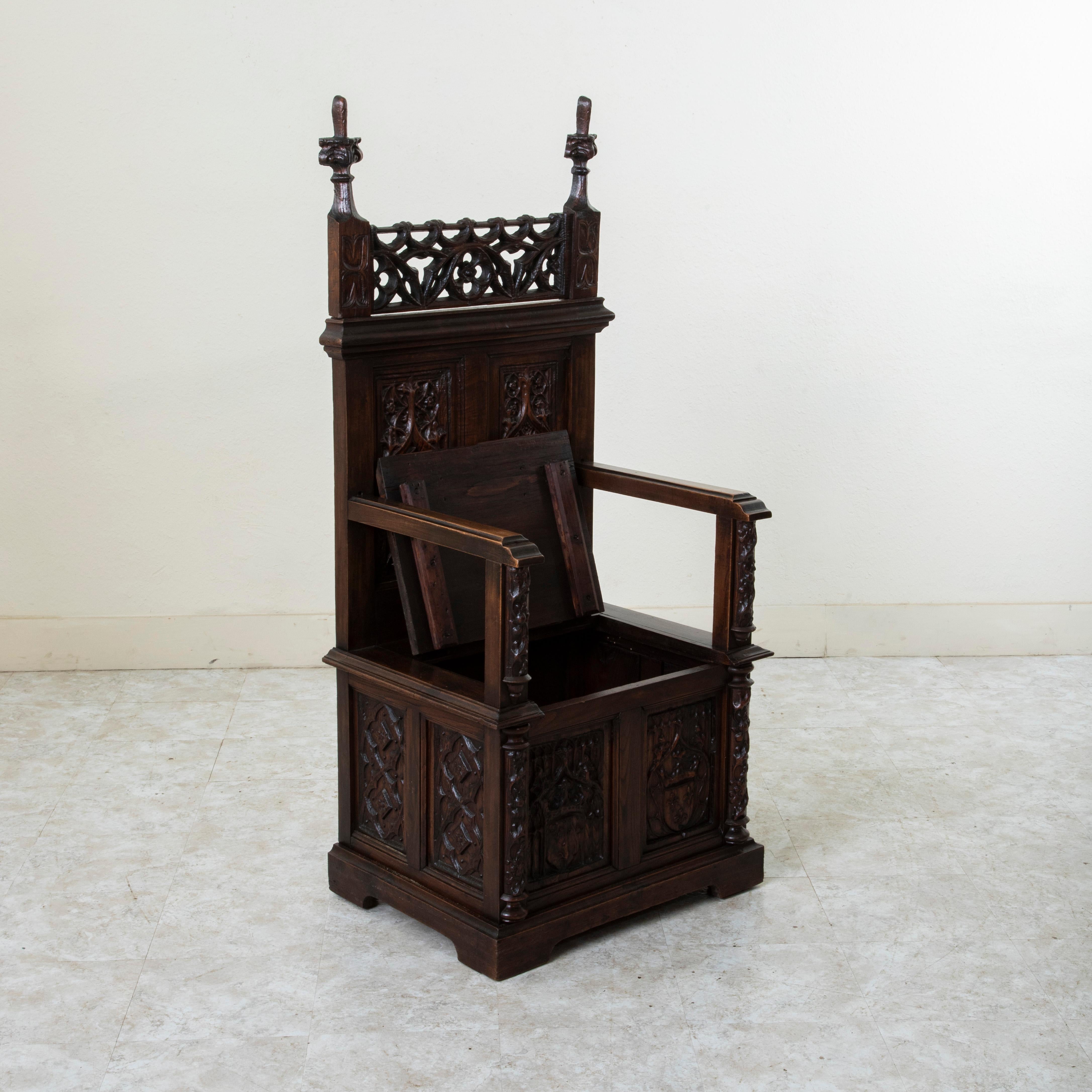 Late 19th Century French Gothic Style Hand Carved Oak Armchair, Throne For Sale 2