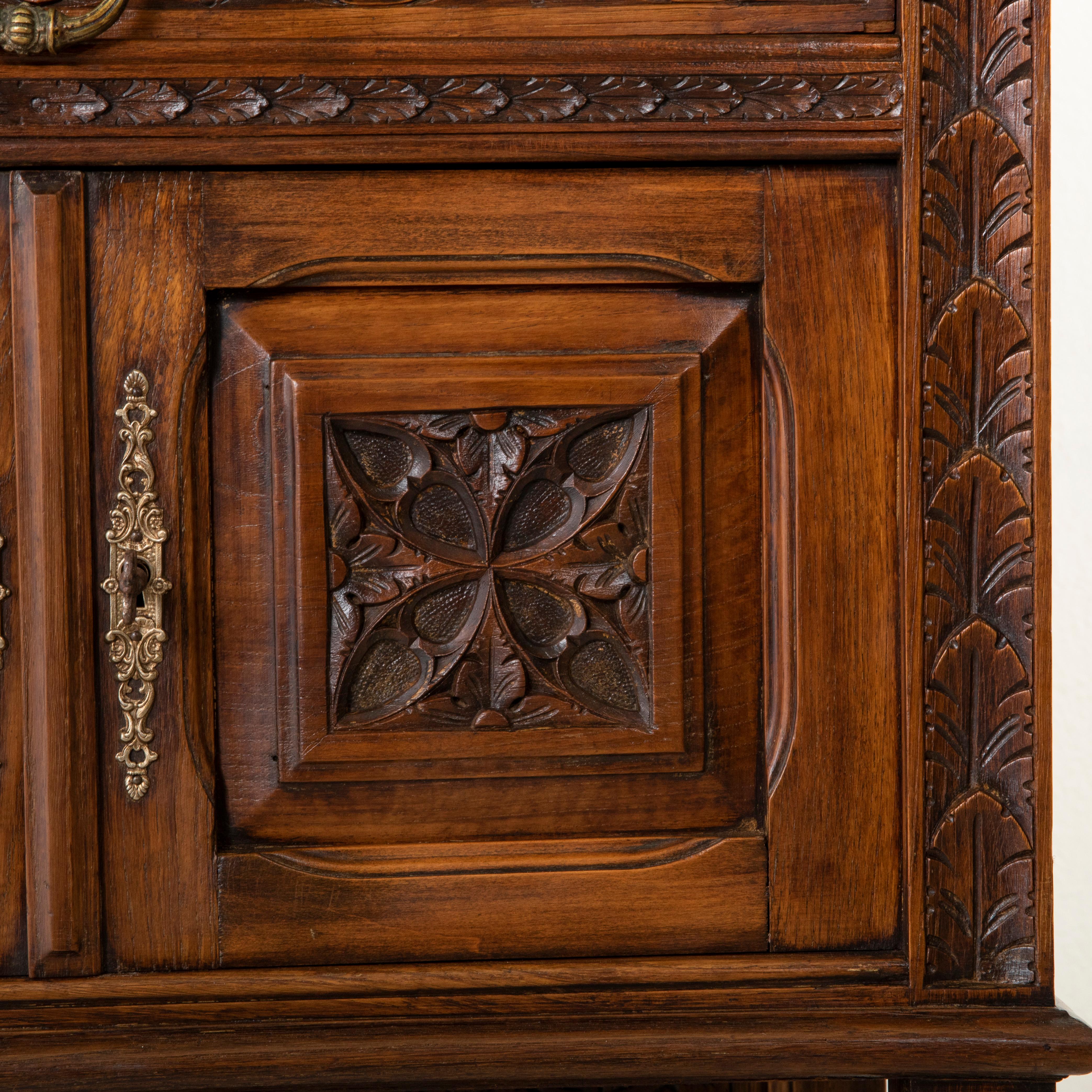 Late 19th Century French Gothic Style Hand Carved Walnut Cabinet or Credenza For Sale 12