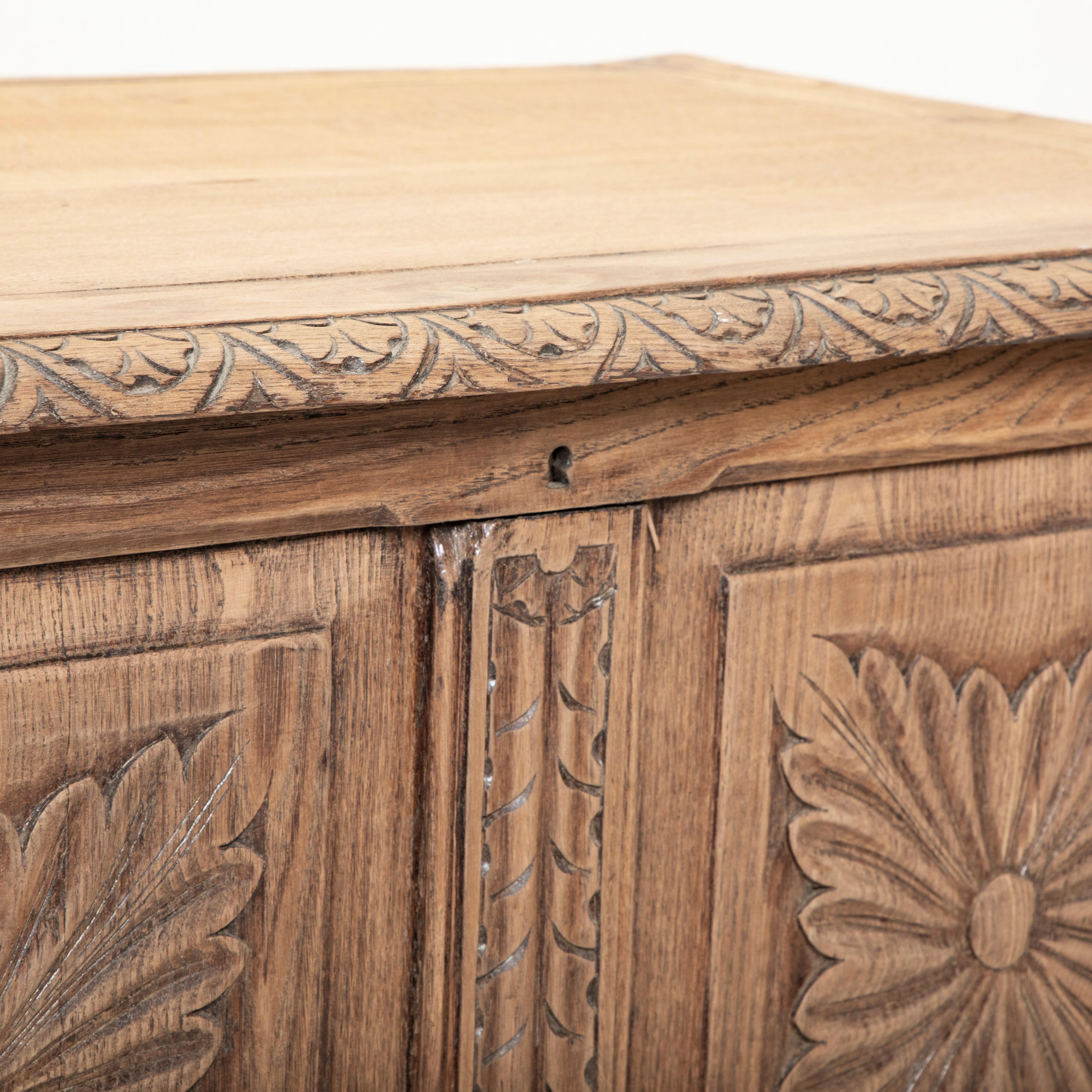 Late 19th Century French Hand Carved Bleached Oak Coffer Bench 13