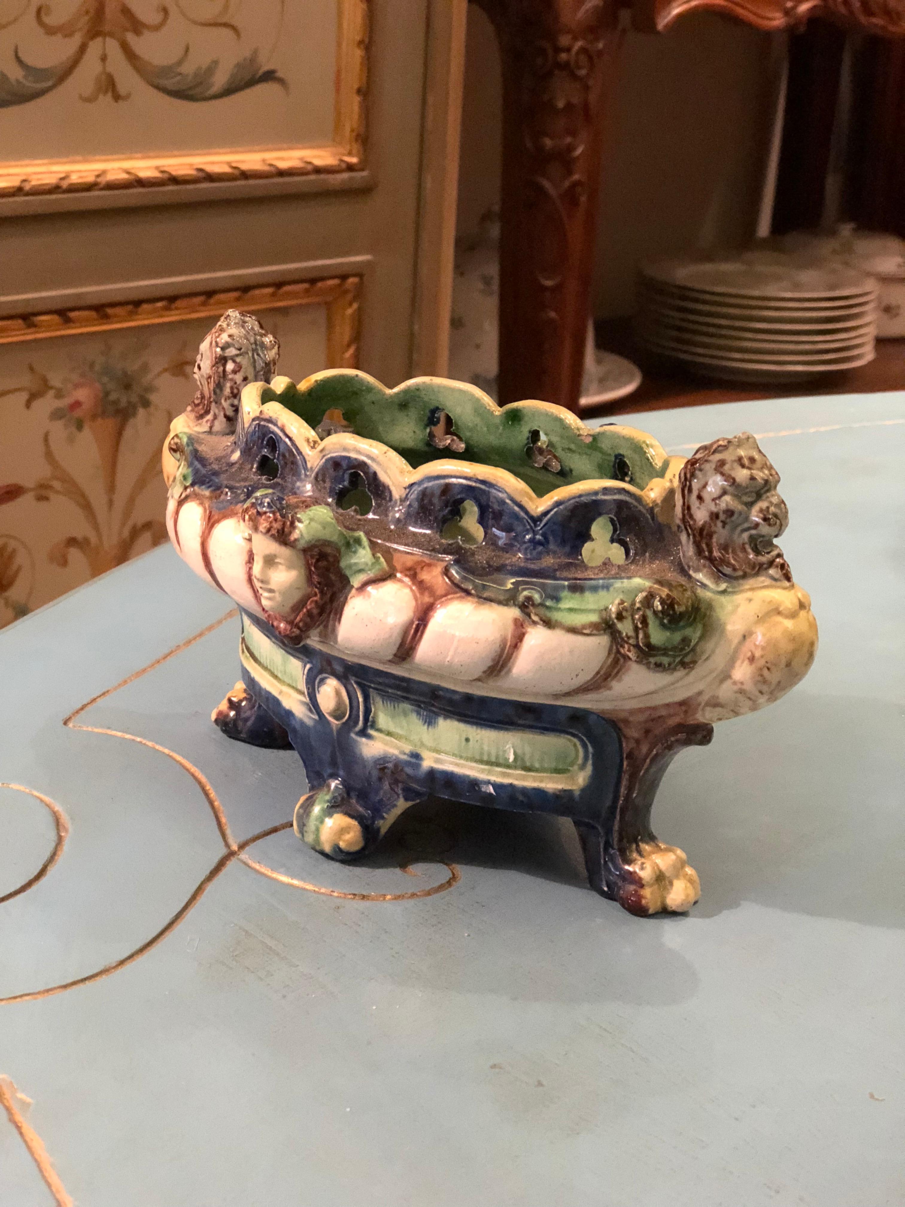 Late 19th Century French Hand Painted Barbotine Jardinière In Good Condition For Sale In Sofia, BG