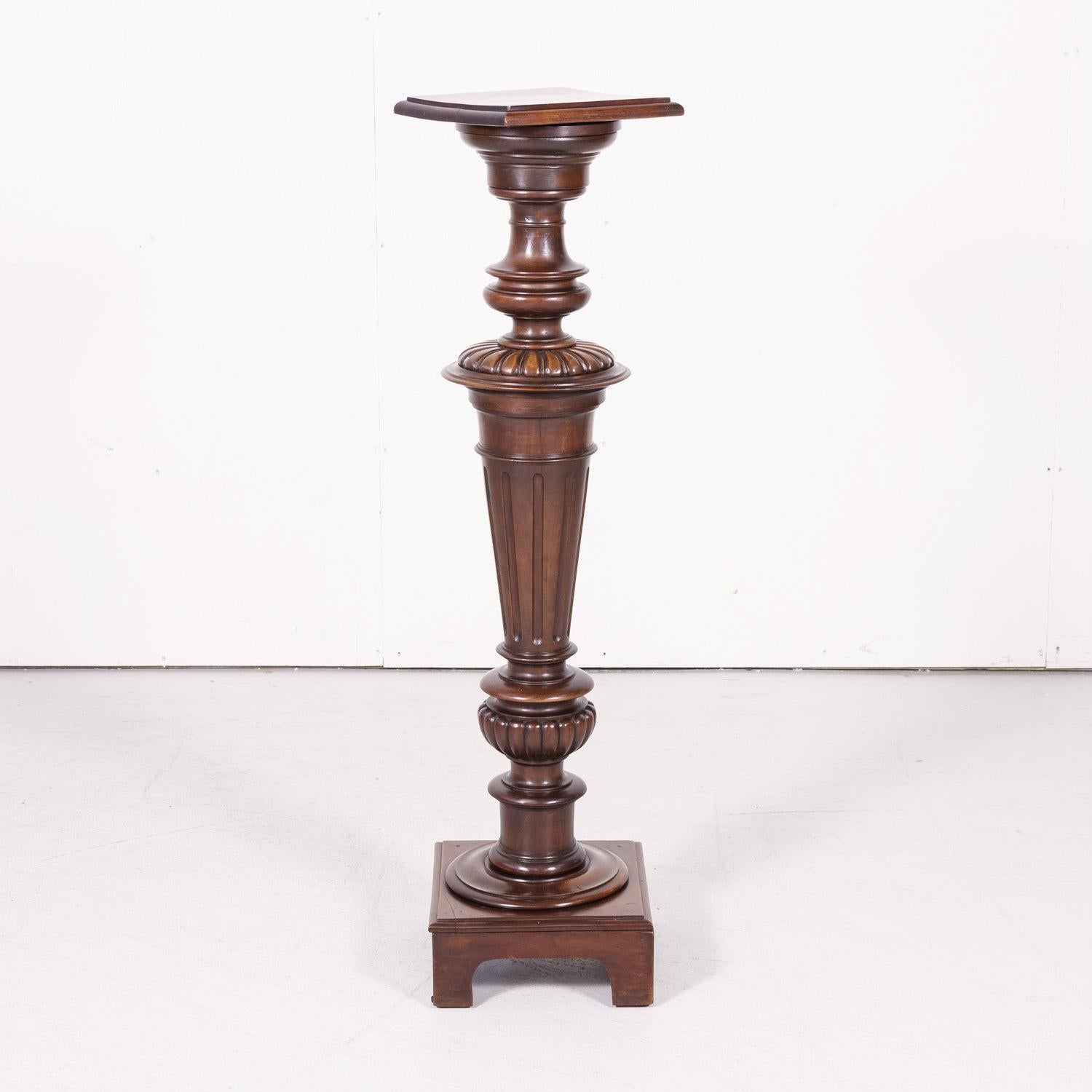 Late 19th Century French Henri II Style Hand Carved Solid Walnut Pedestal Stand For Sale 1