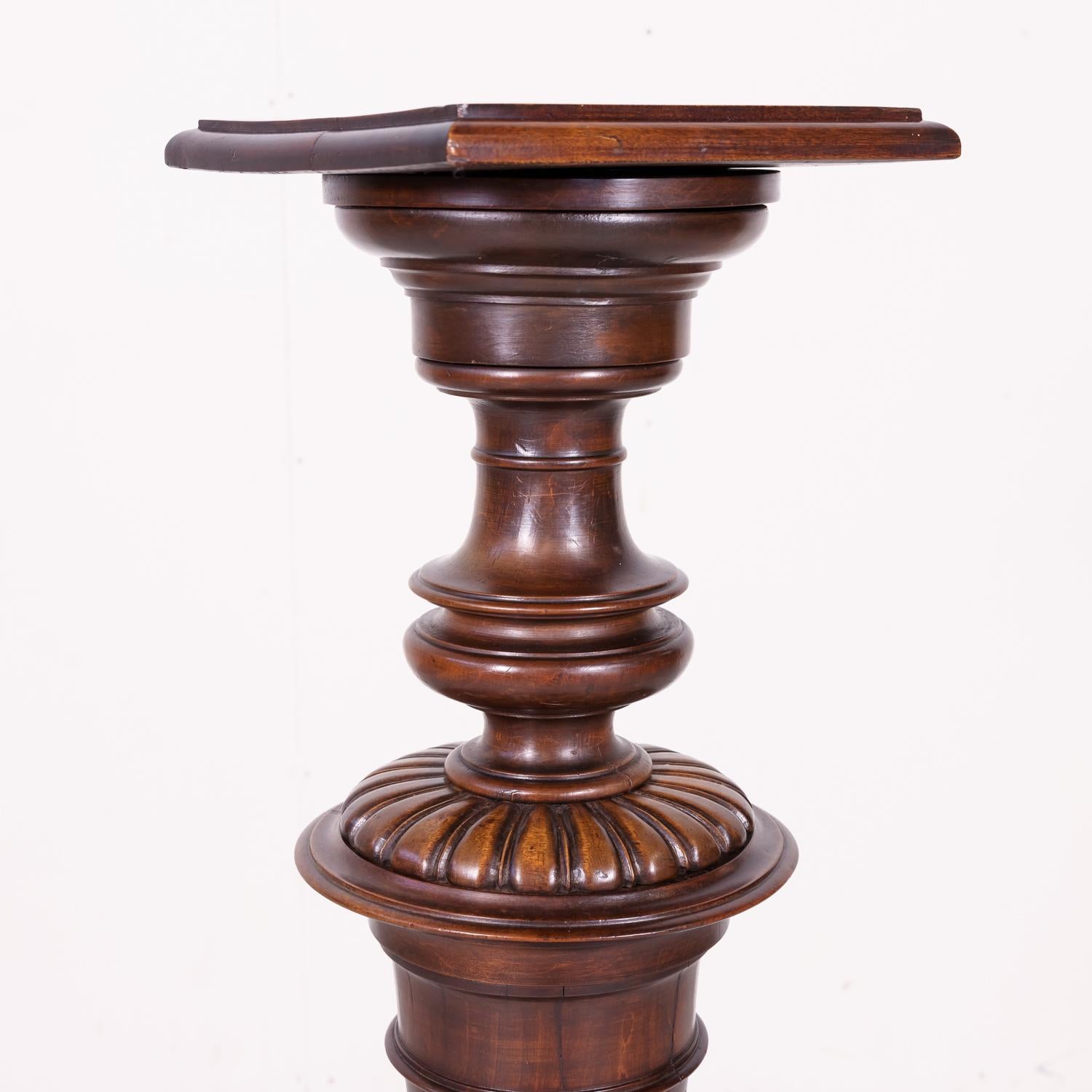Late 19th Century French Henri II Style Hand Carved Solid Walnut Pedestal Stand For Sale 4