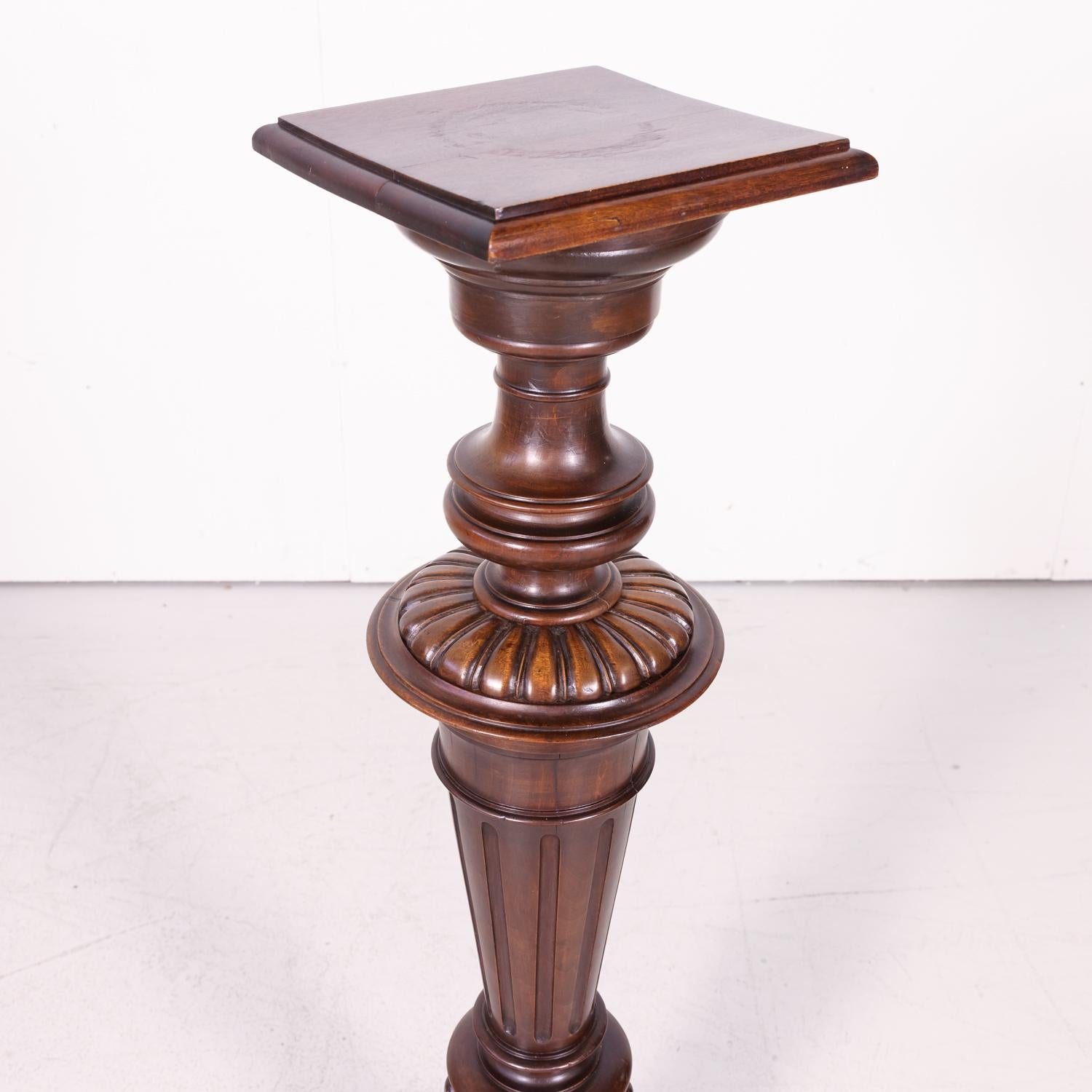 Late 19th Century French Henri II Style Hand Carved Solid Walnut Pedestal Stand For Sale 5