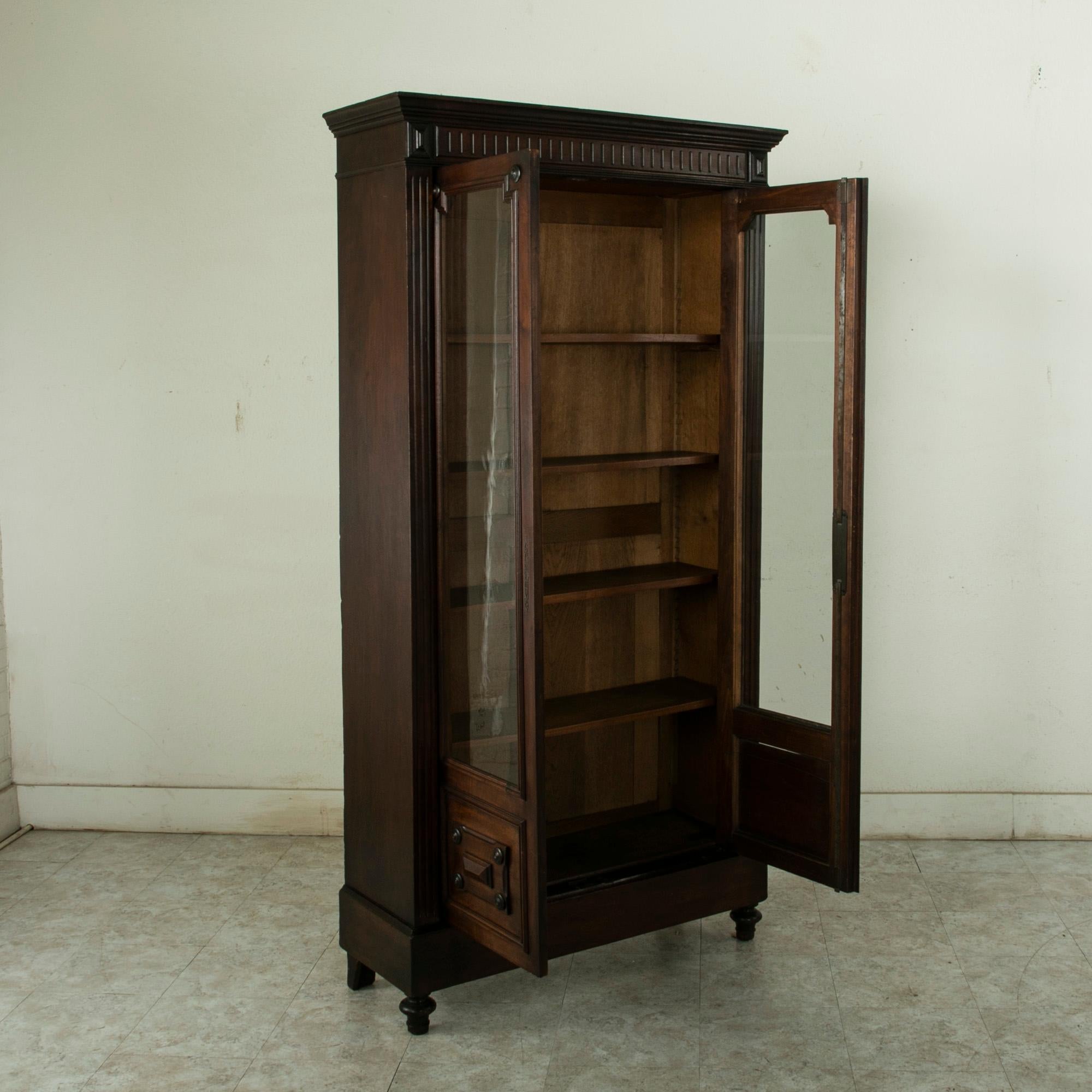 Late 19th Century French Henri II Walnut Bookcase with Hand Blown Glass Doors 7