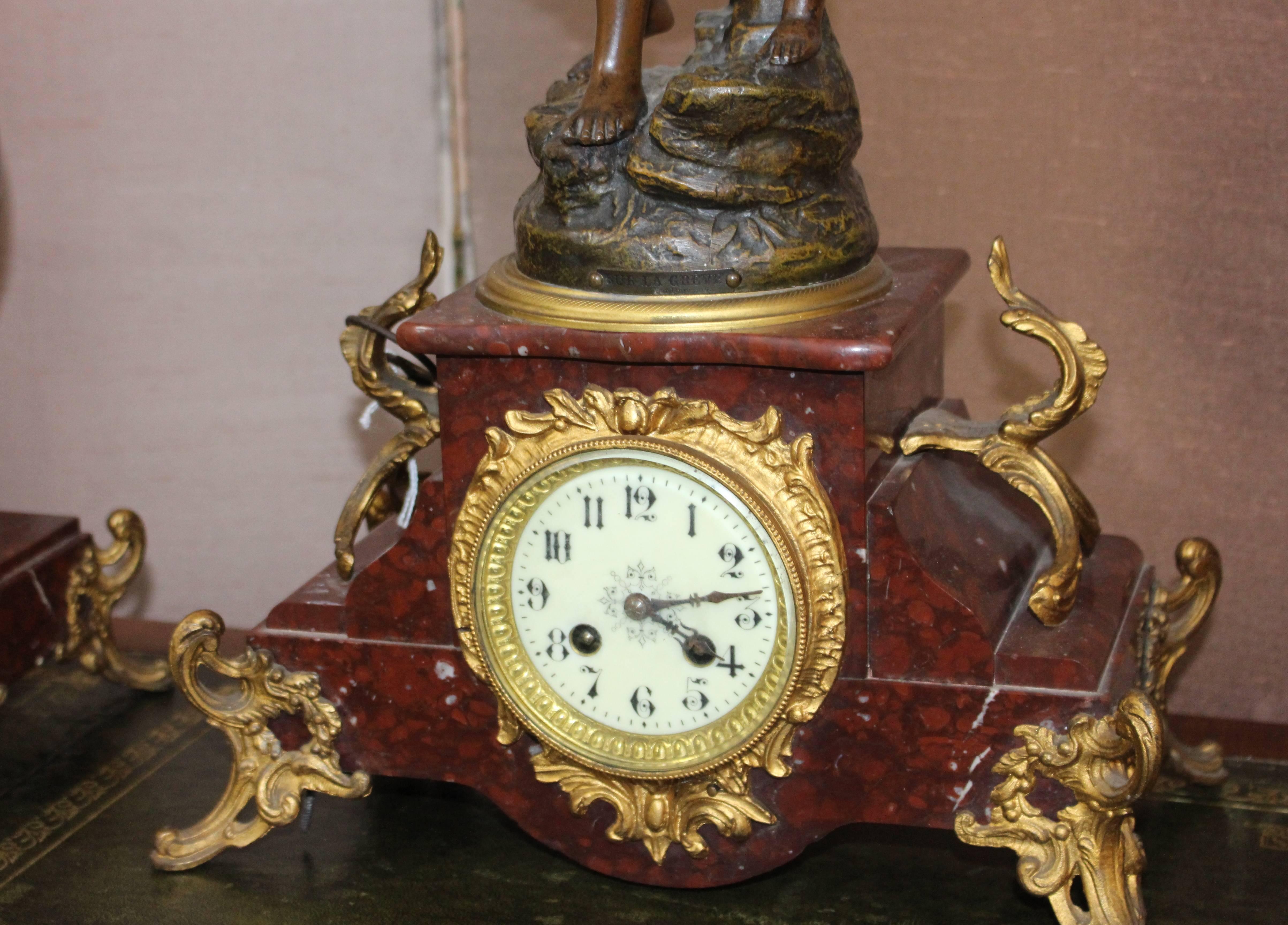 Late 19th Century French Imitation Bronze Spelter and Marble Clock Garniture Set In Excellent Condition In Worcester, Worcestershire