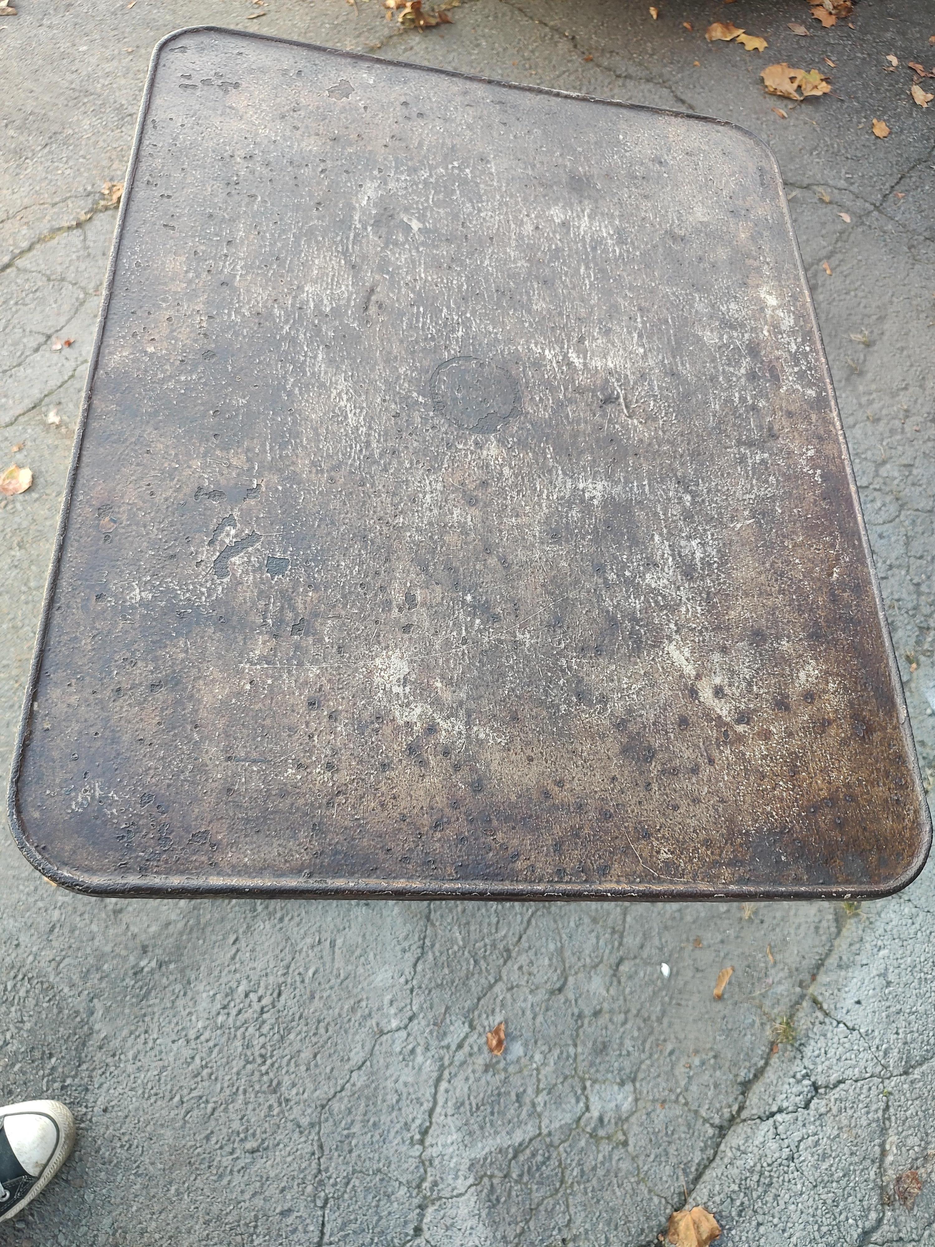 Late 19th Century French Industrial Cast Iron Painted Garden Table For Sale 8