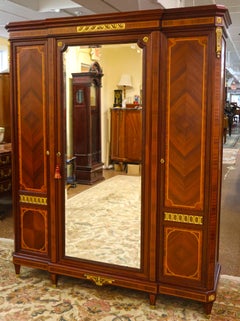 Fin du 19e siècle Armoire française en marqueterie de bois de roi montée sur bronze par Fernand Kohl