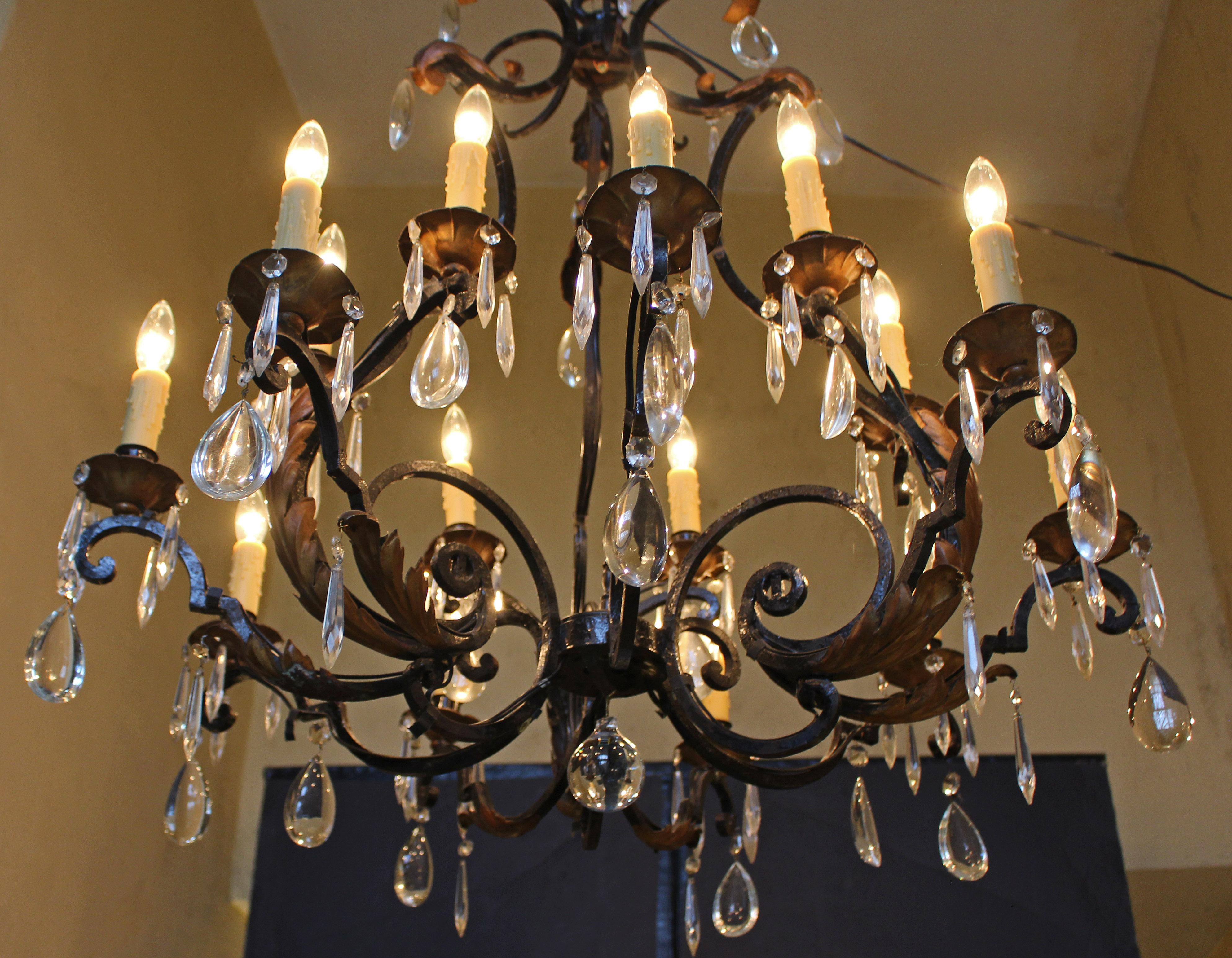 Spätes 19. Jahrhundert Französisch Eisen & Kristall 15-Licht-Kronleuchter (Facettiert) im Angebot
