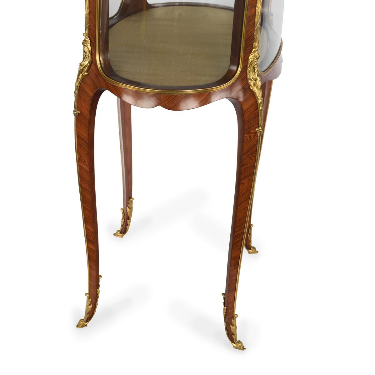 Vitrina o vitrina francesa de madera de rey y ormolu de finales del siglo XIX en venta 5