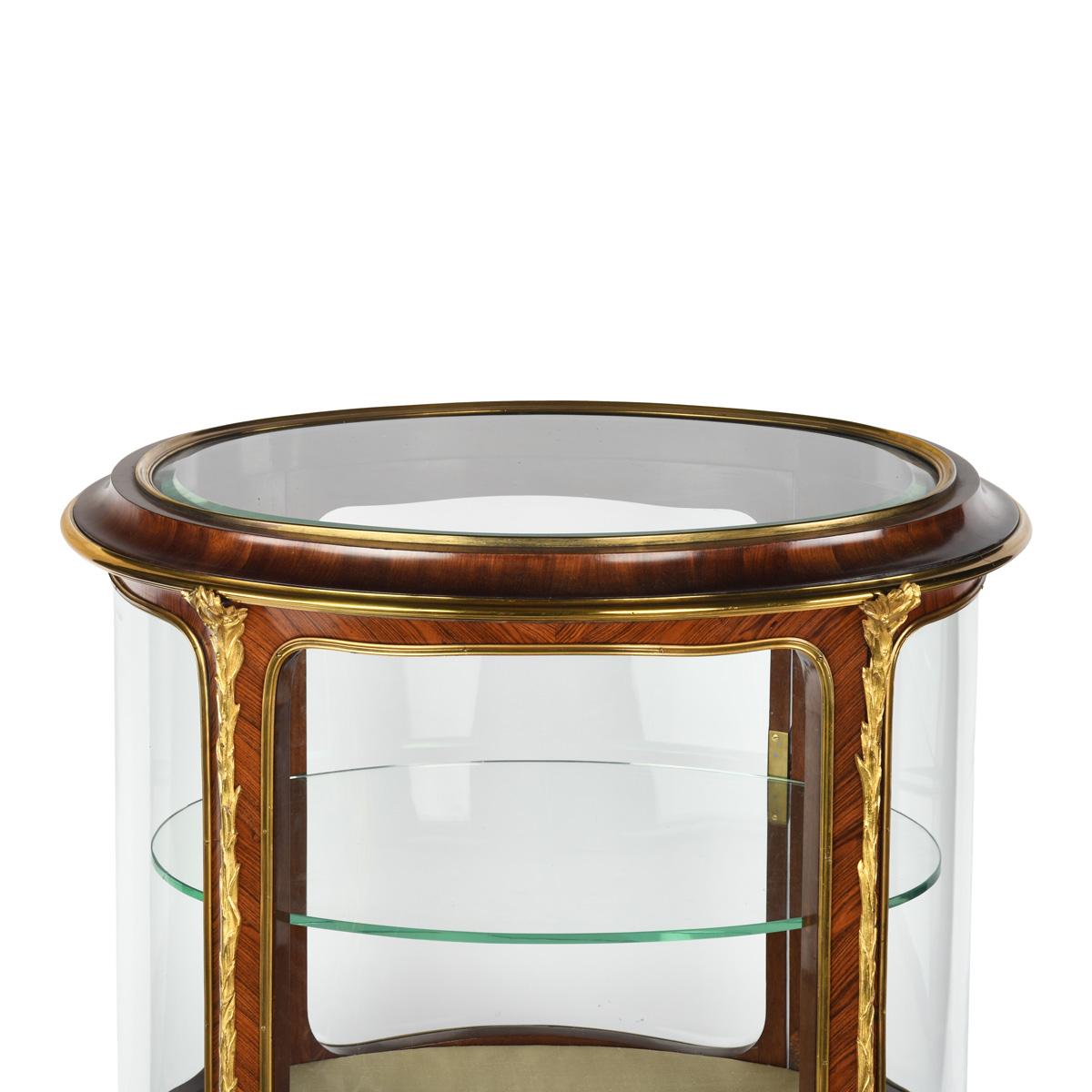 Vitrina o vitrina francesa de madera de rey y ormolu de finales del siglo XIX en venta 4