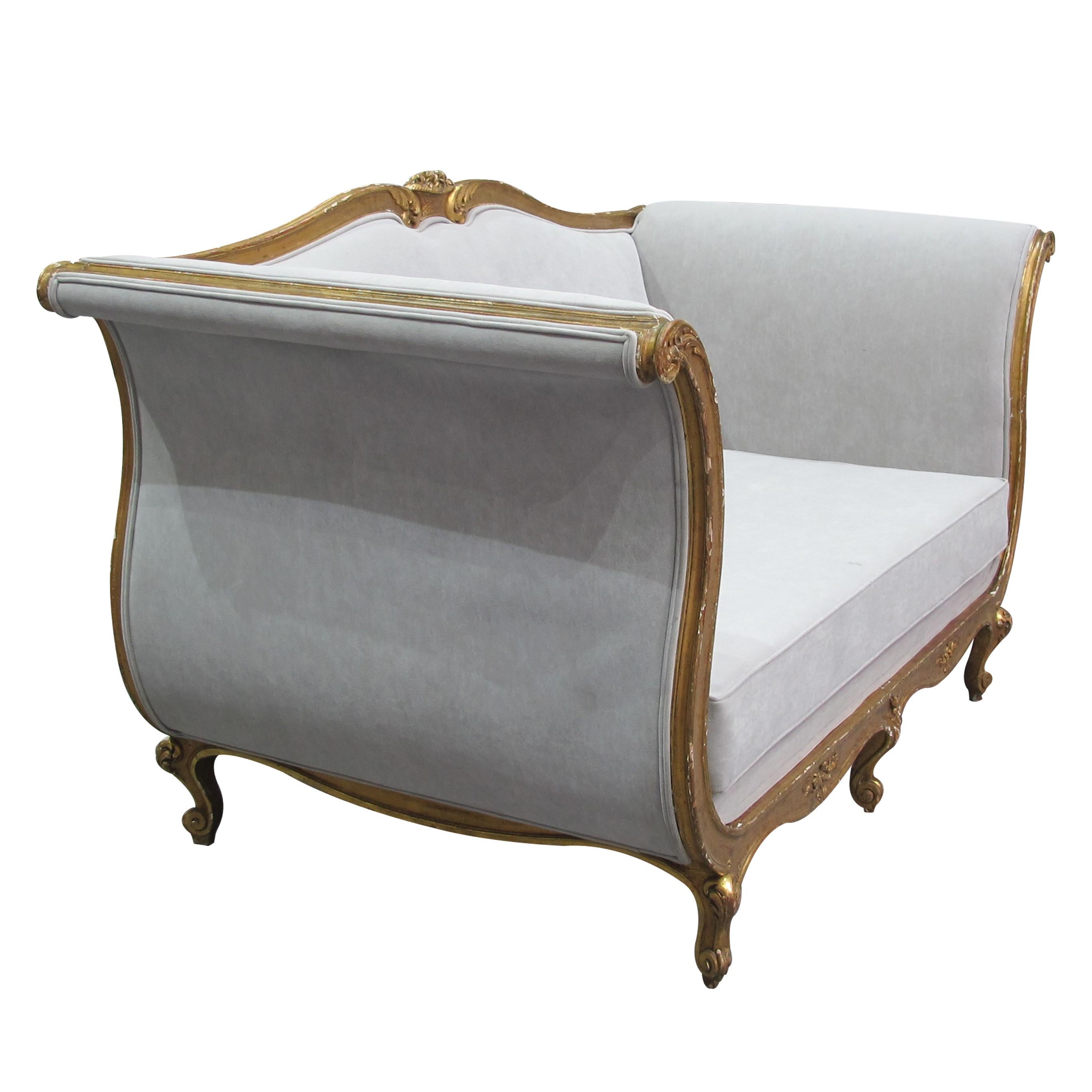 Spätes 19. Jahrhundert Französisch großen vergoldeten Rahmen Sofa neu gepolstert (Stoff) im Angebot