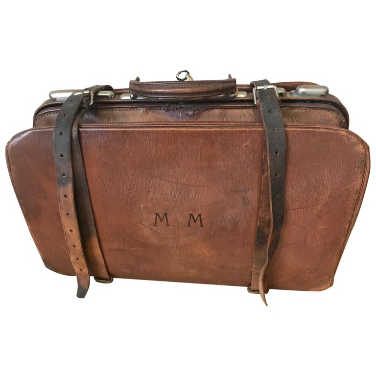 Late 19th Century French Leather Travel Suitcase, 1890s For Sale