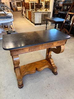 Französischer Louis Philippe Konsolentisch aus Wurzelnuss und Marmor aus dem späten 19.