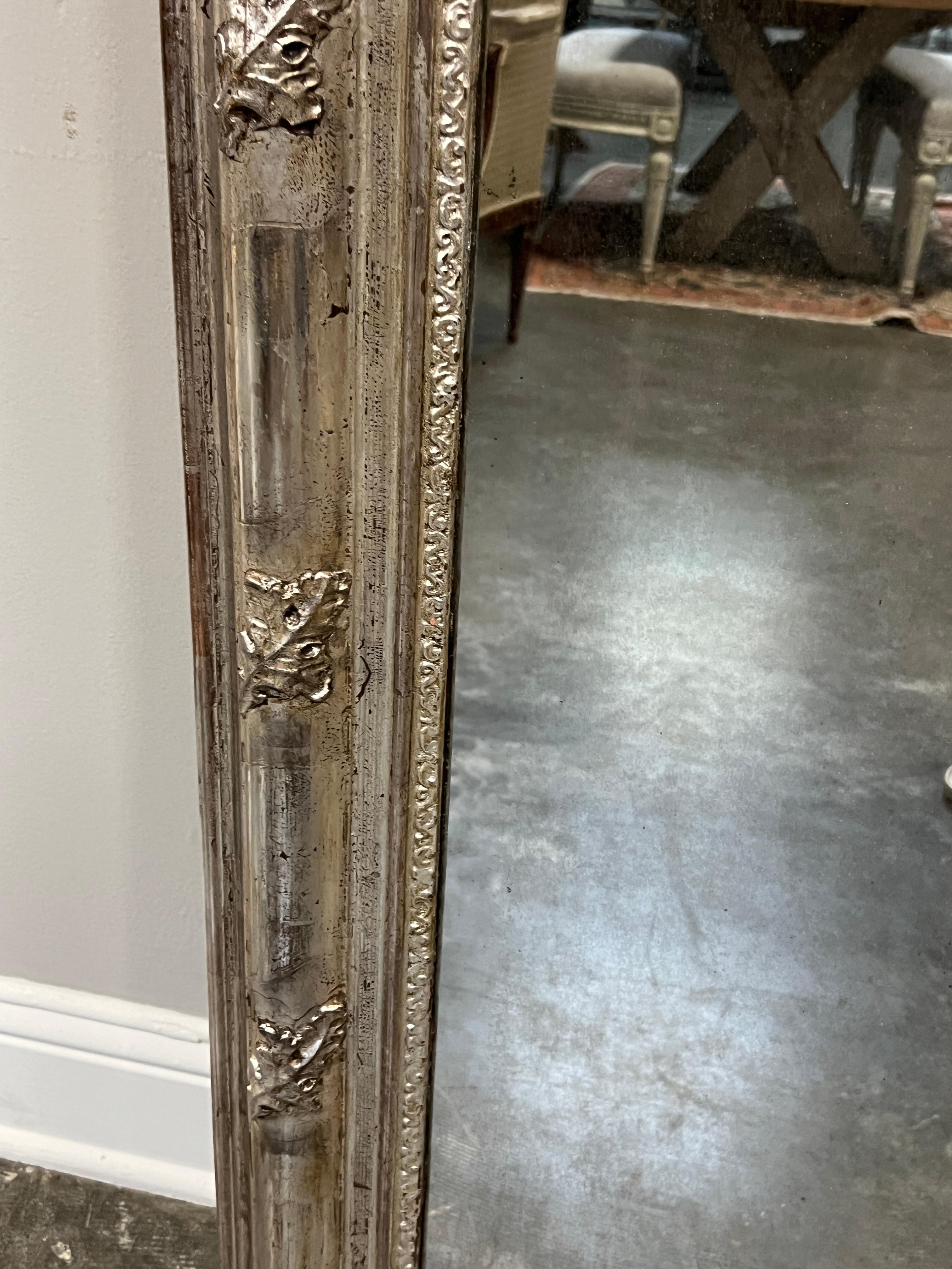 Specchio francese Louis Philippe della fine del XIX secolo in argento dorato in vendita 1