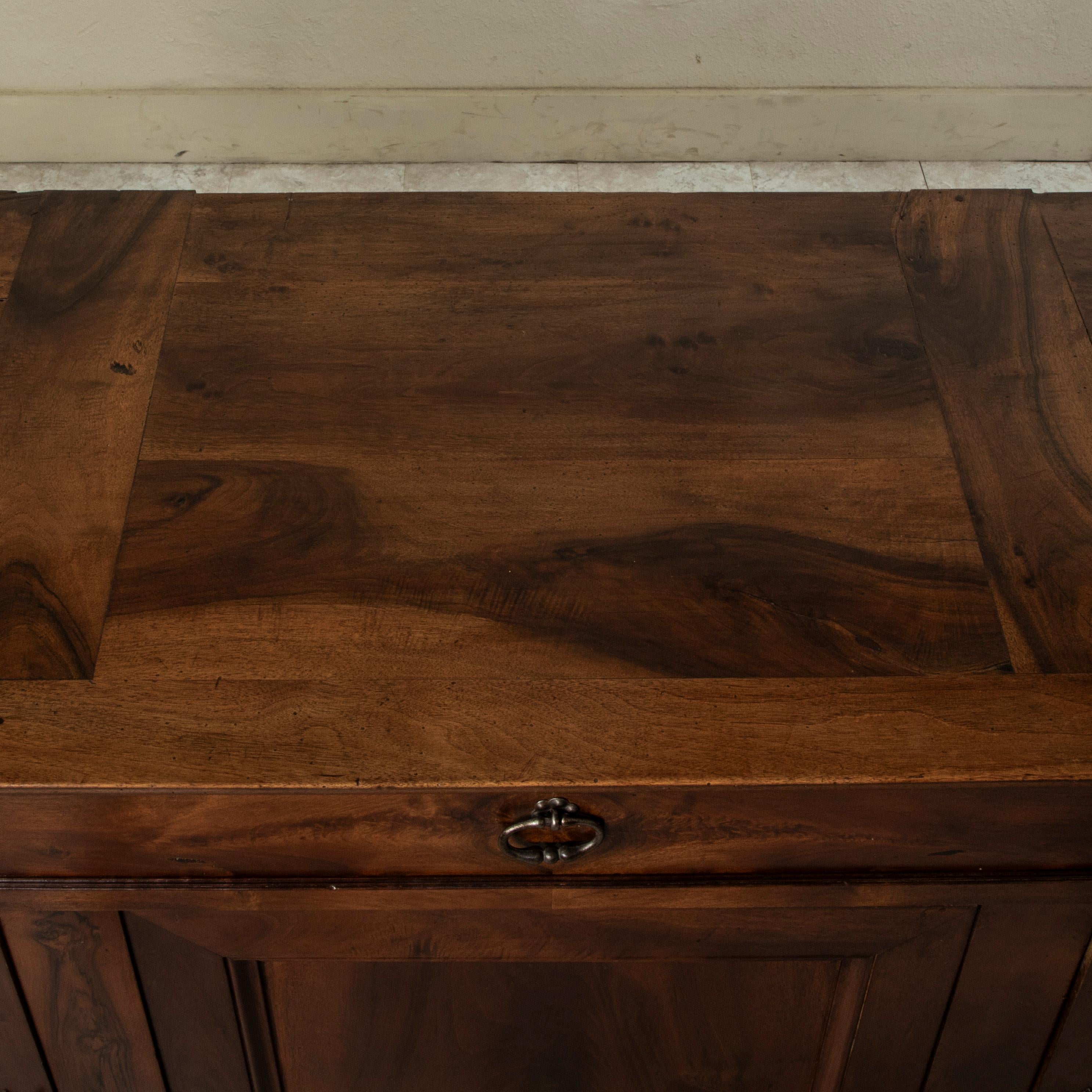 Late 19th Century French Louis Philippe Style Book Matched Walnut Sideboard For Sale 7