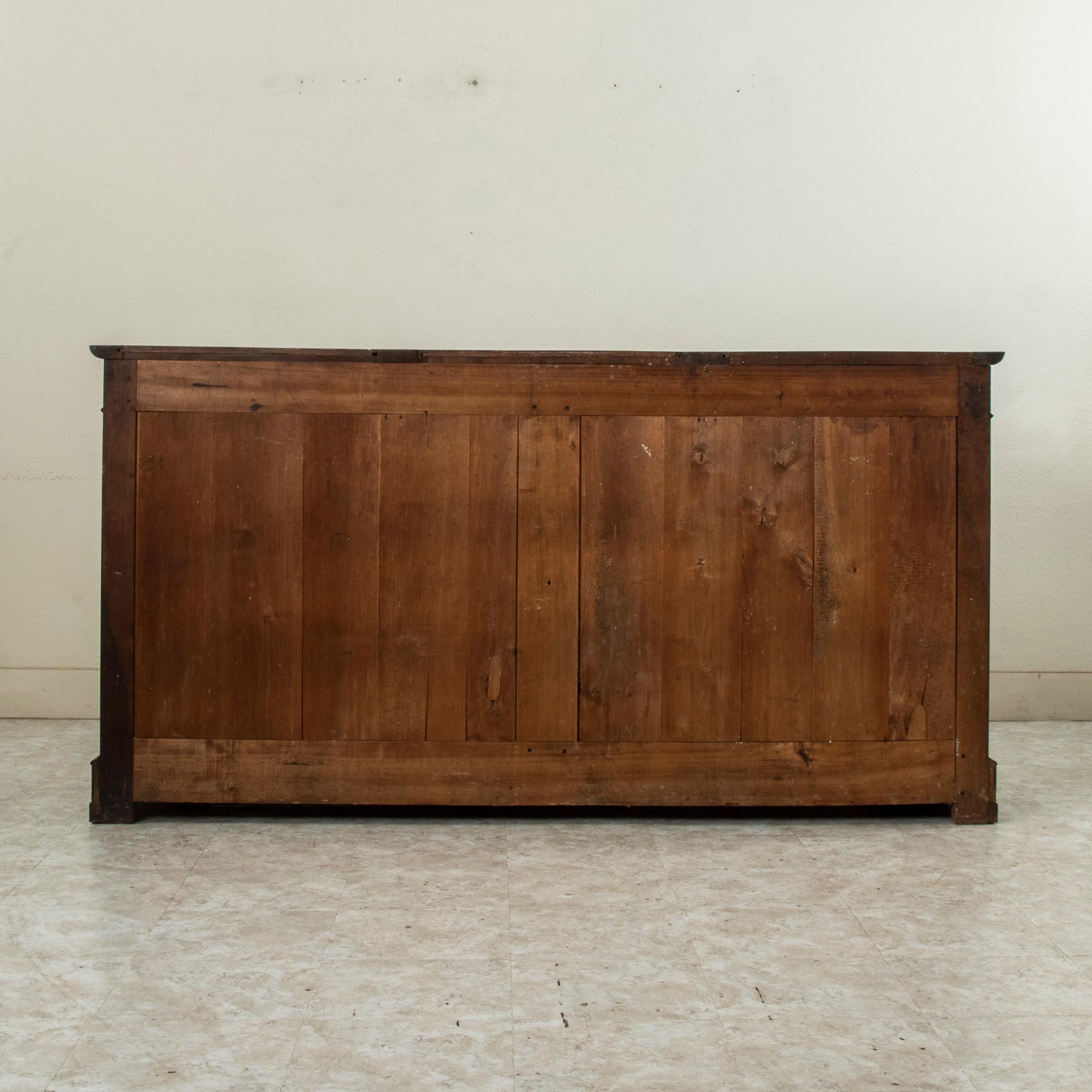 Late 19th Century French Louis Philippe Style Book Matched Walnut Sideboard For Sale 1