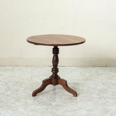 Ende des 19. Jahrhunderts Französisch Louis Philippe Stil Walnuss Tilt Top Pedestal Tisch