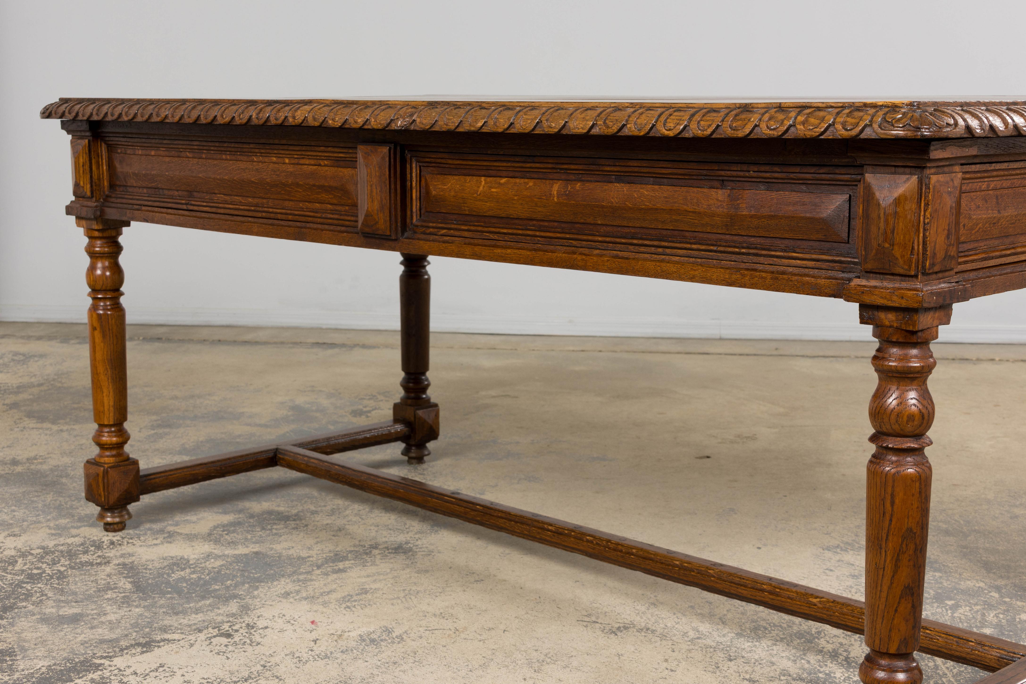 Late 19th Century French Louis XIII Style Oak Writing Table For Sale 14