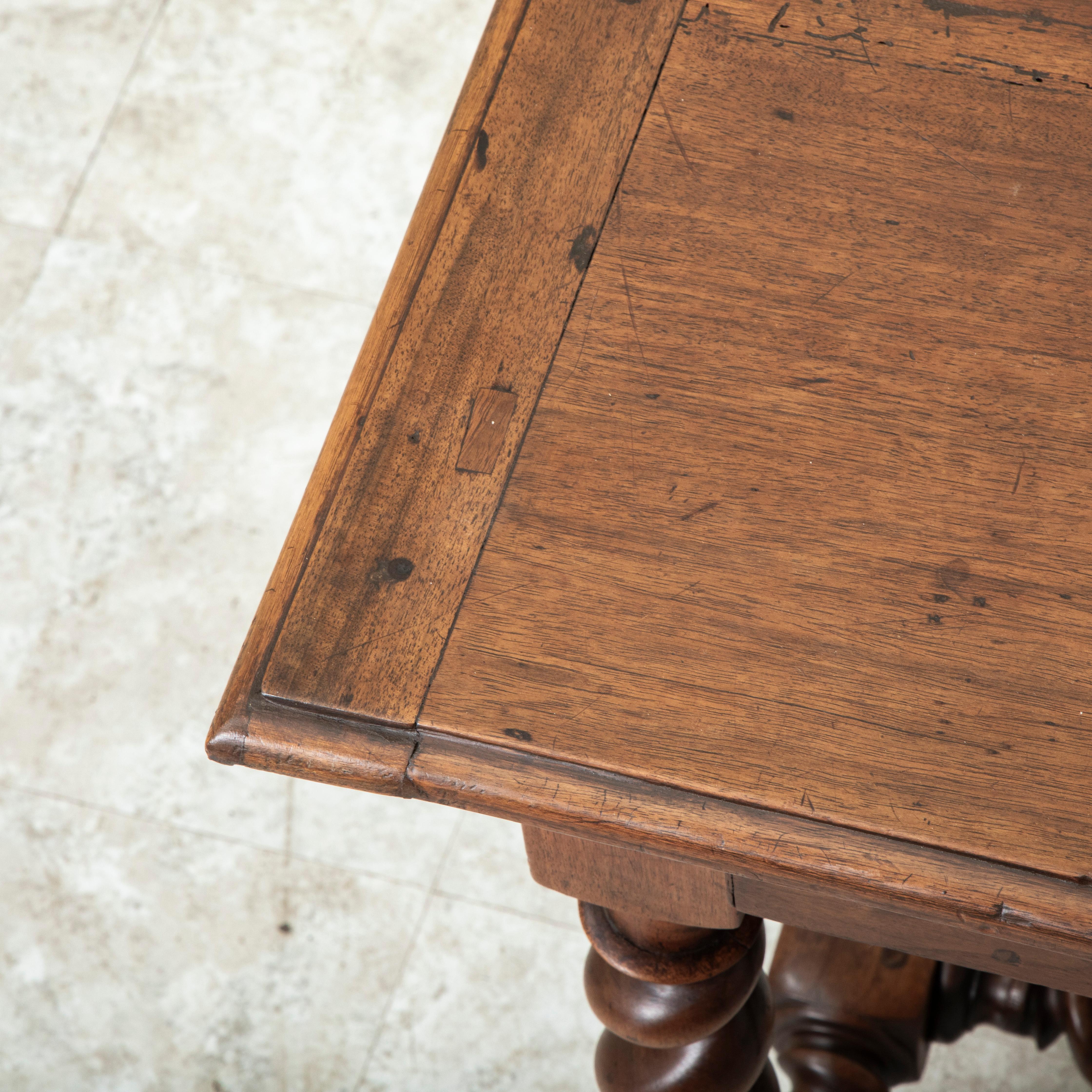 Late 19th Century French Louis XIII Style Walnut Side Table or Writing Table For Sale 7
