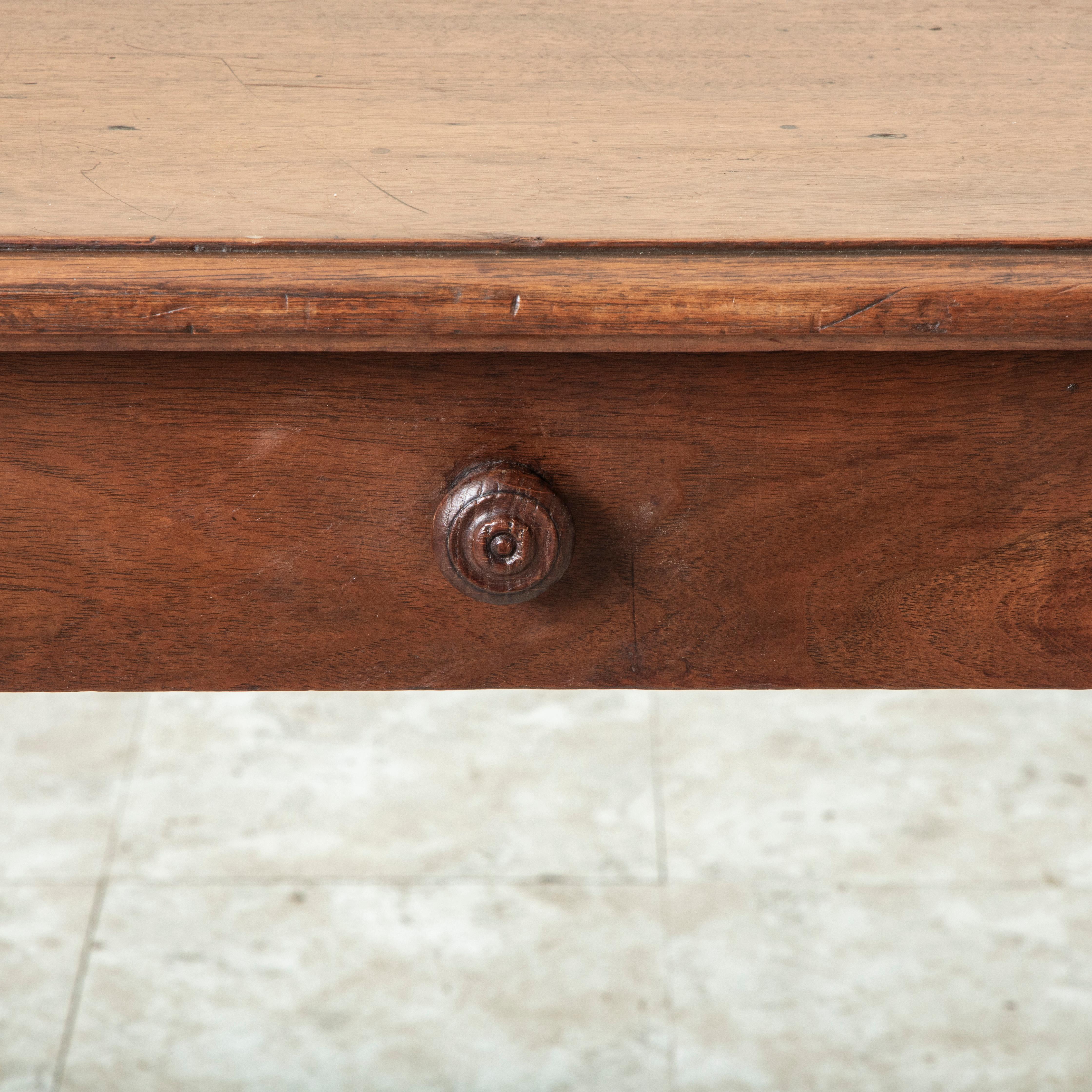 Late 19th Century French Louis XIII Style Walnut Side Table or Writing Table For Sale 8