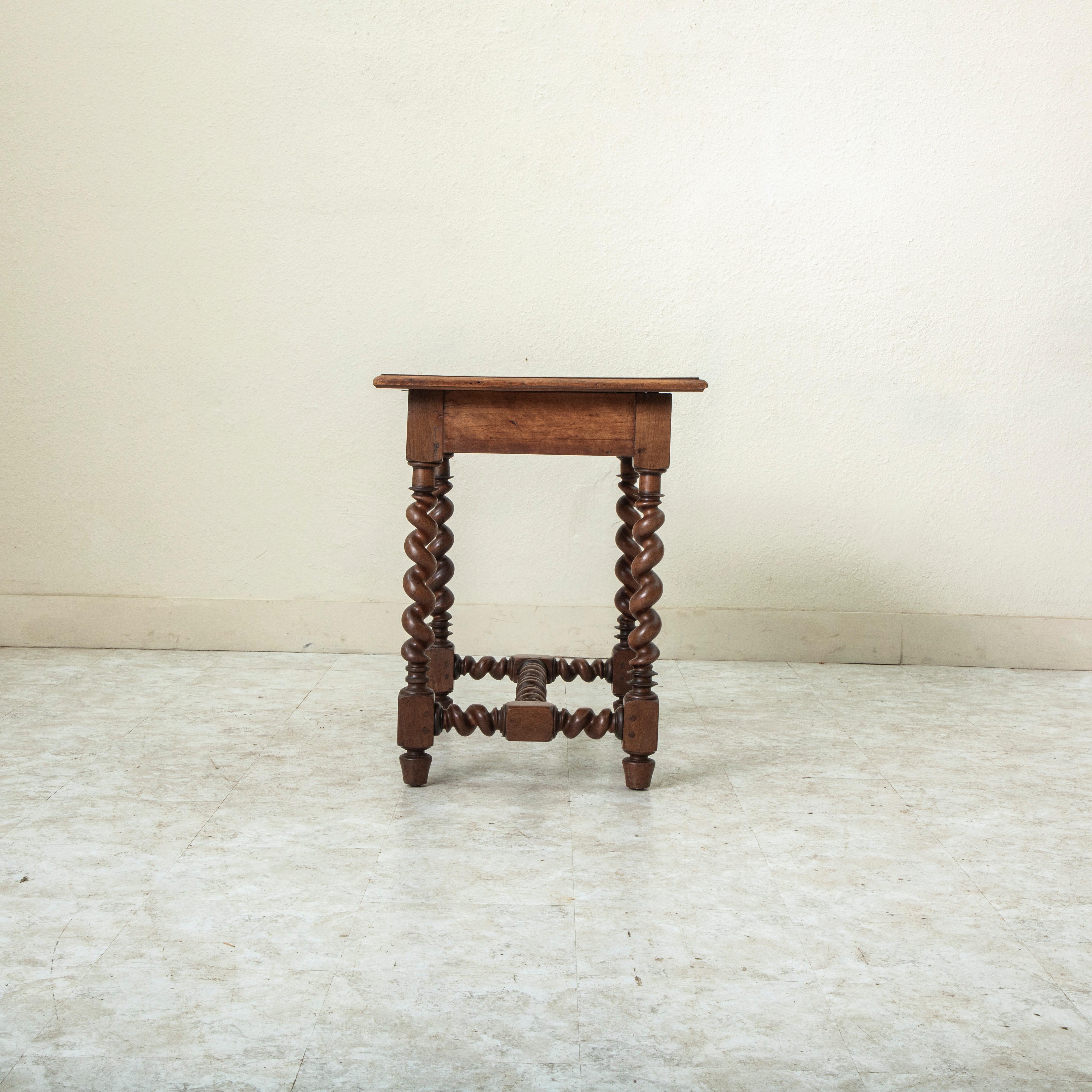 Late 19th Century French Louis XIII Style Walnut Side Table or Writing Table For Sale 3