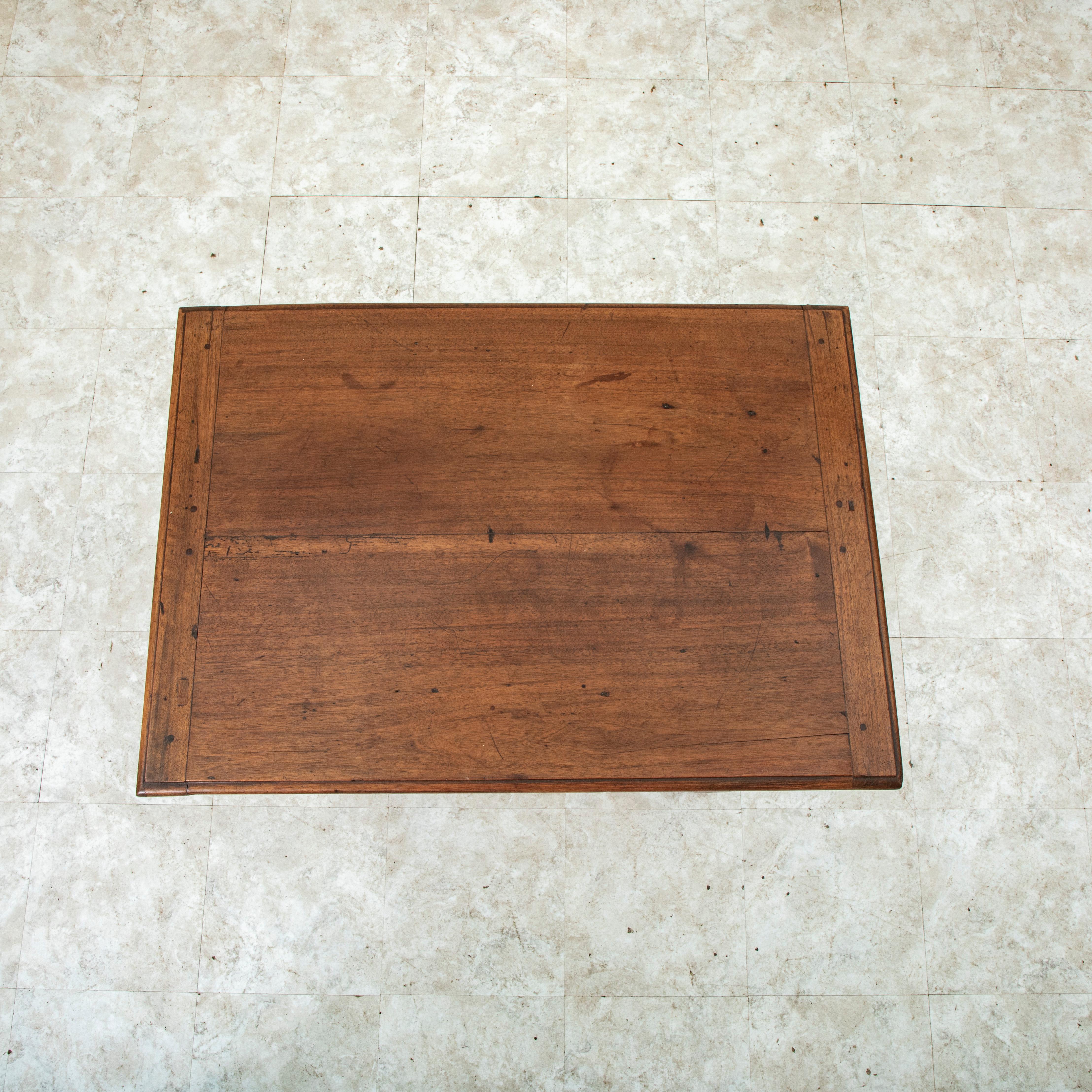 Late 19th Century French Louis XIII Style Walnut Side Table or Writing Table For Sale 5