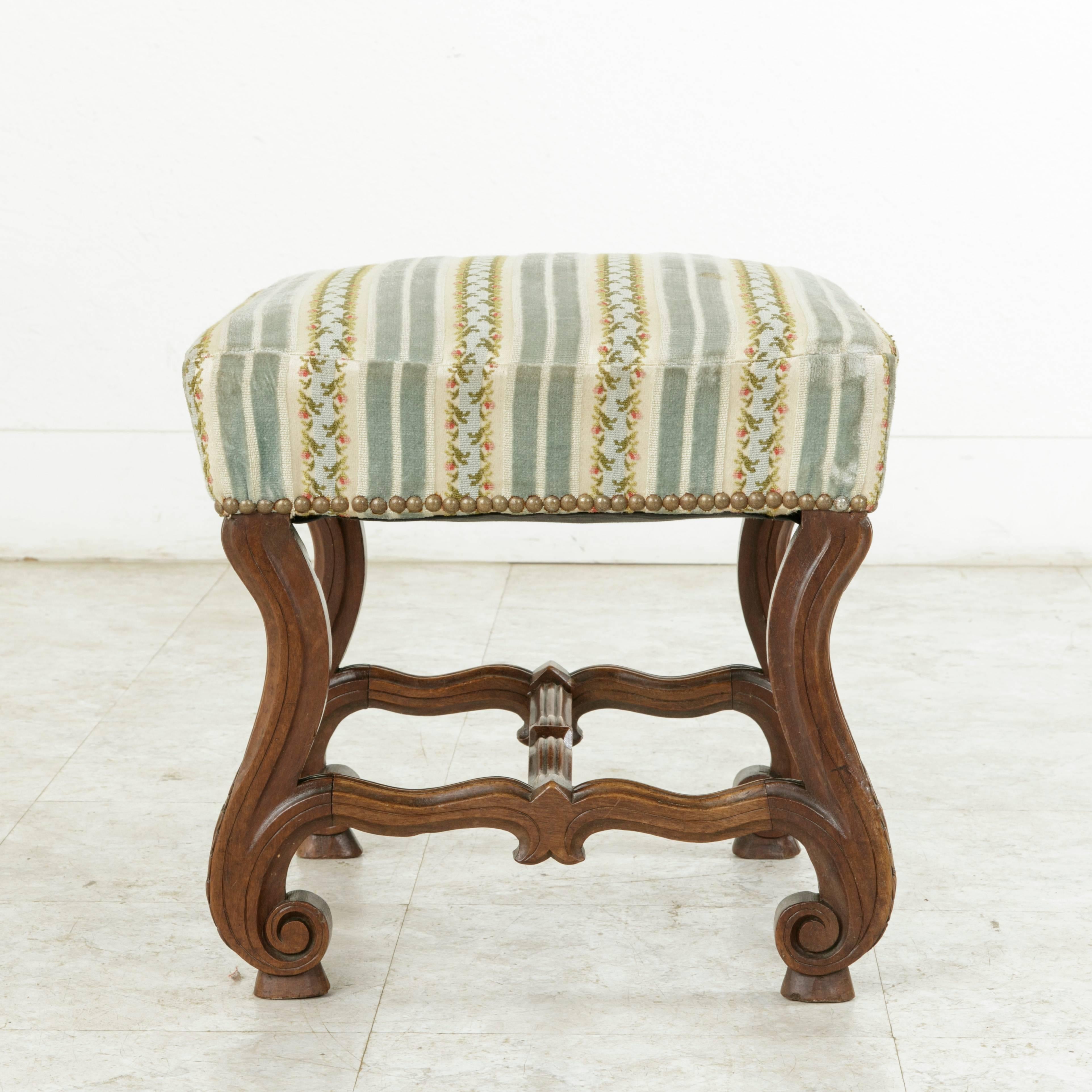 Late 19th Century French Louis XIV Style Hand-Carved Walnut Vanity Bench, Stool 2