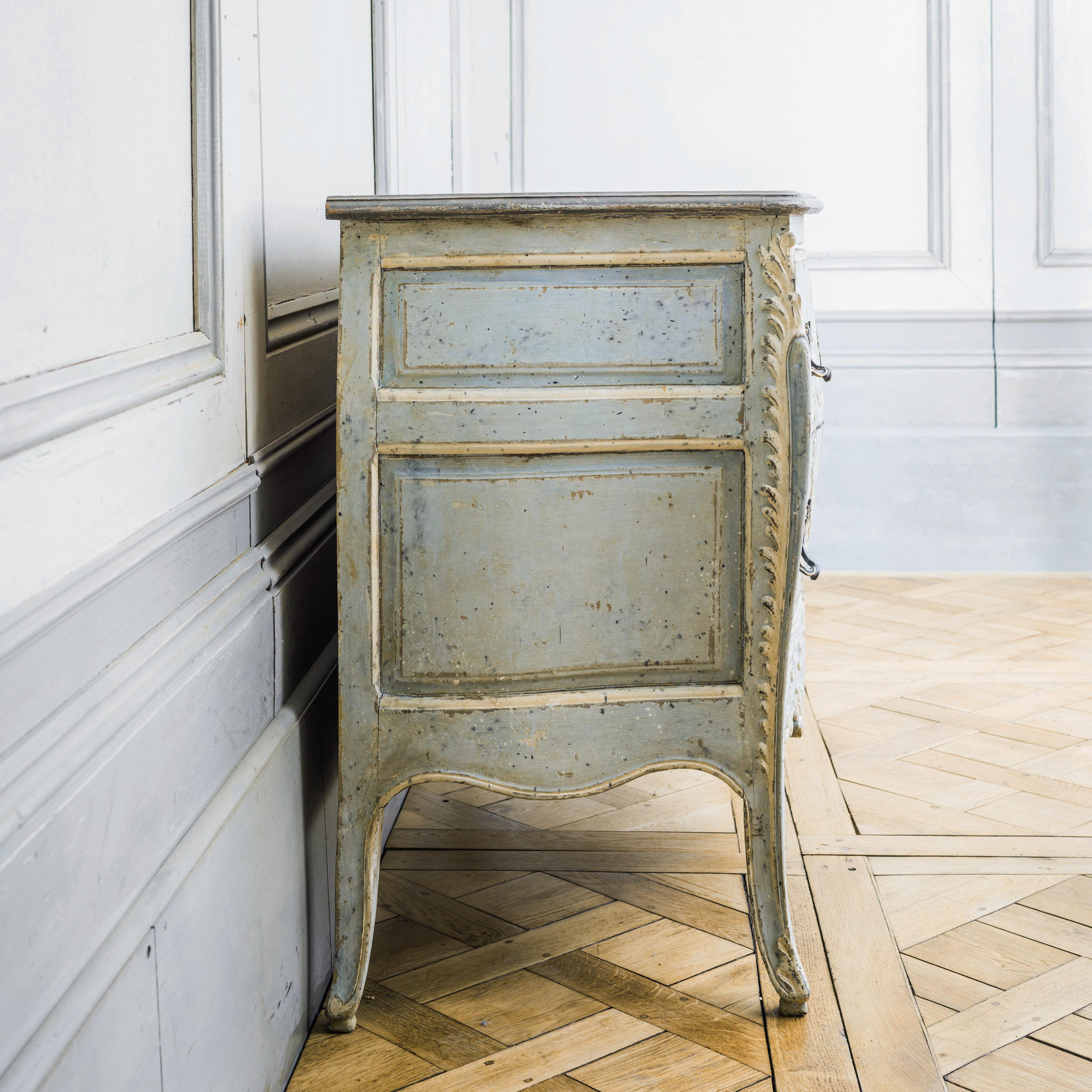 Late 19th Century French Louis XV Style Commode in Blue/Grey & White Highlights 1