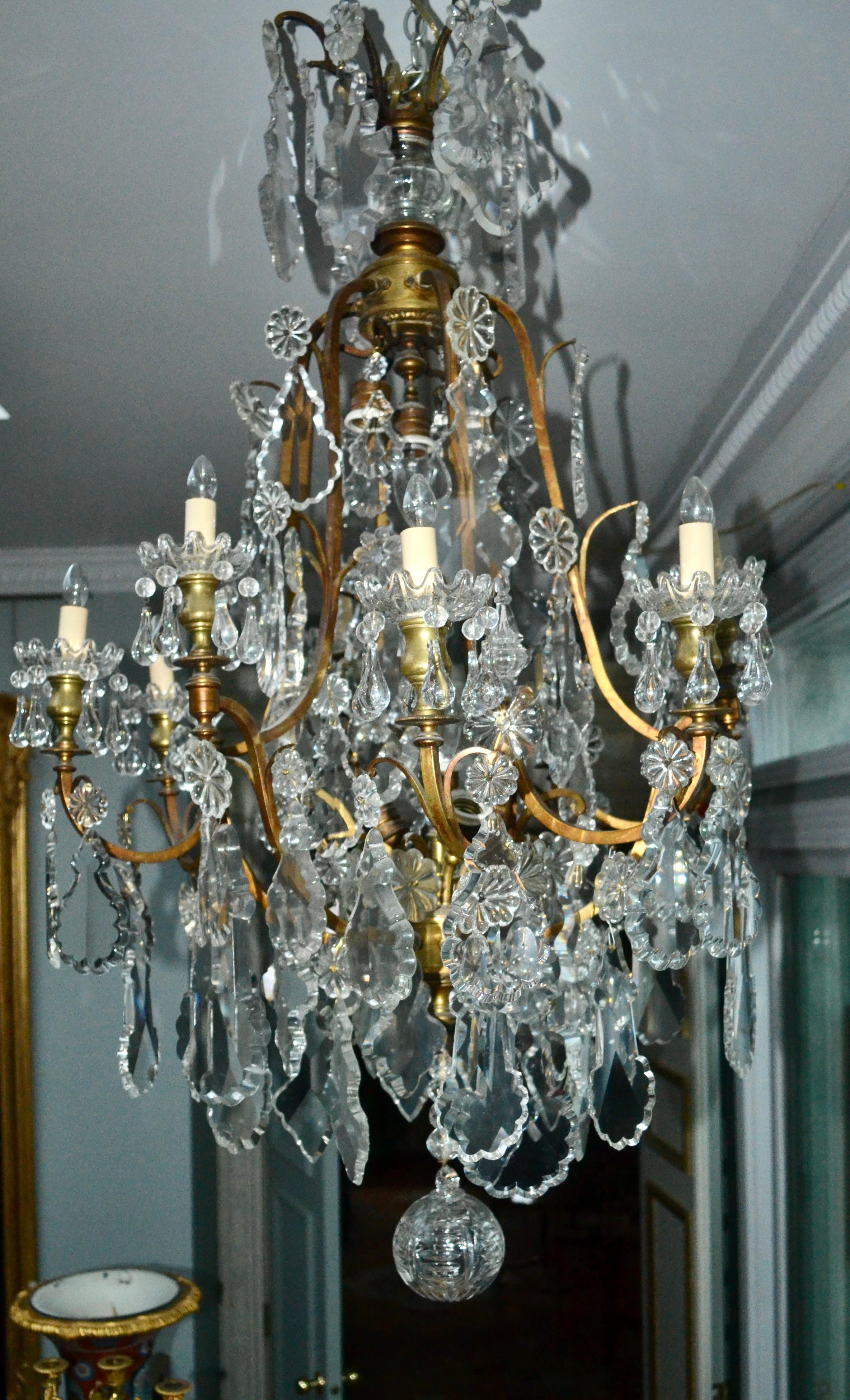 Late 19th Century French Louis XV Style  Crystal  Chandelier For Sale 6