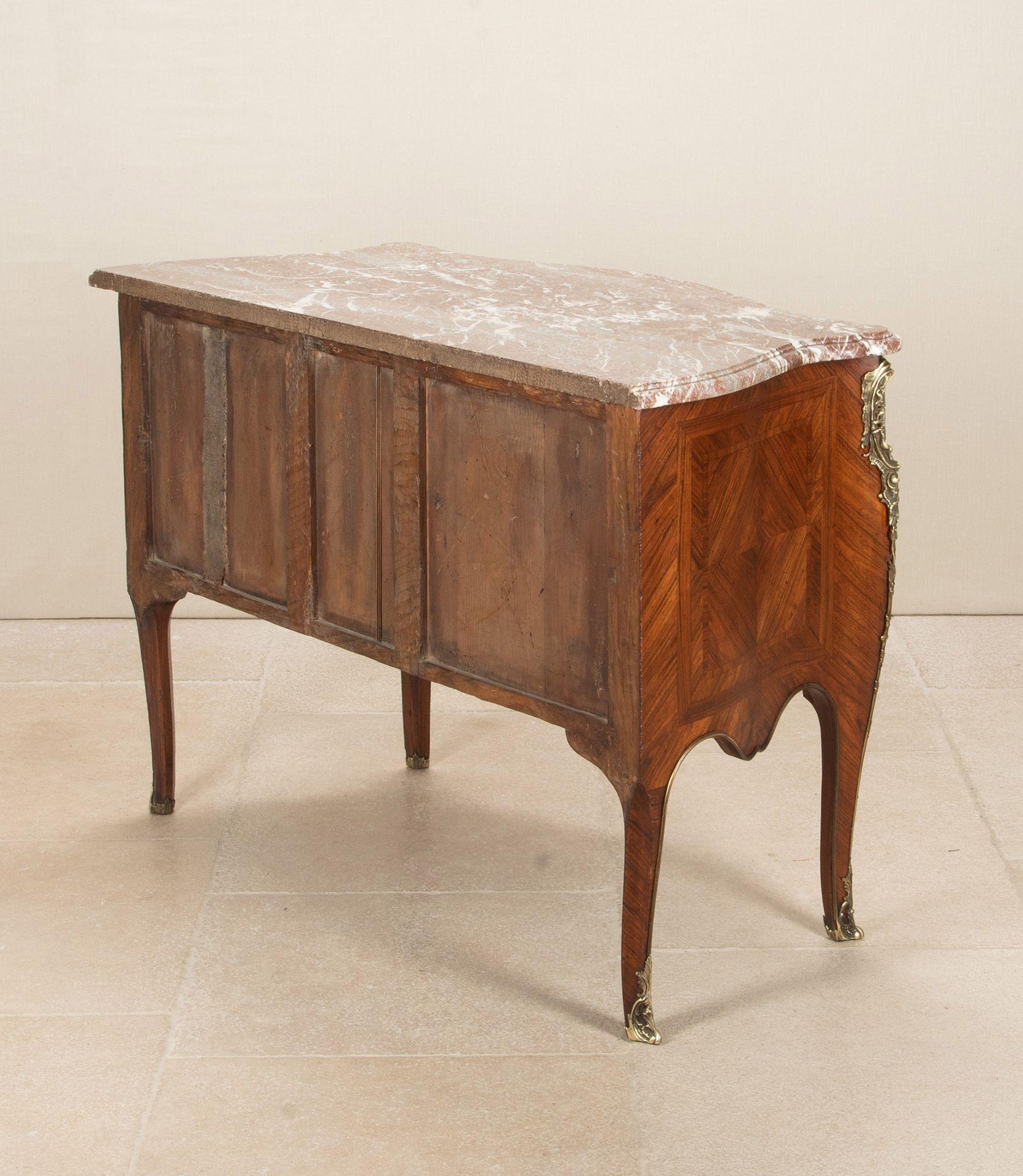 Commode en bois de roi de style Louis XV de la fin du 19e siècle Bon état - En vente à Gloucestershire, GB