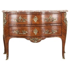 Commode en bois de roi de style Louis XV de la fin du 19e siècle