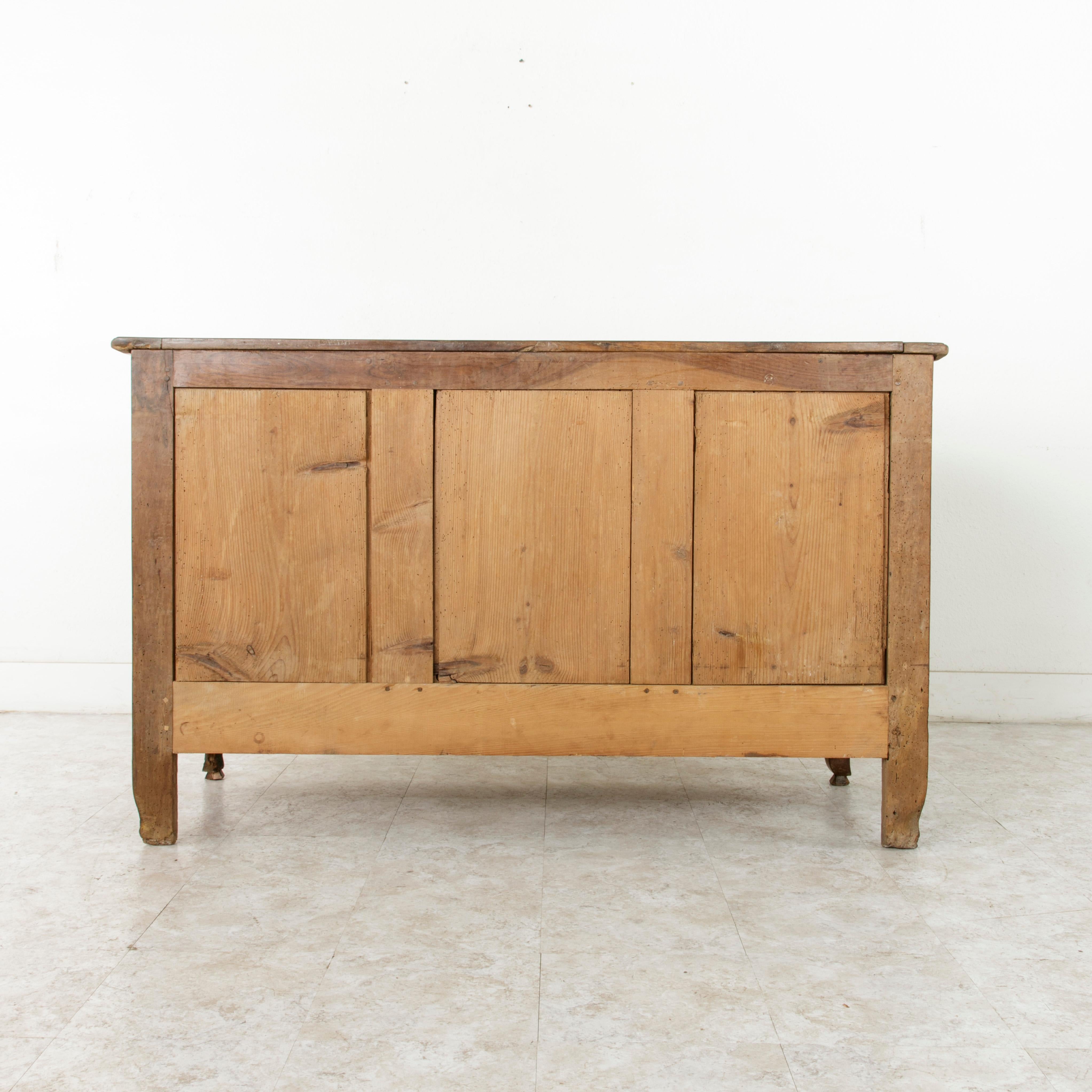 Late 19th Century French Louis XV Style Walnut Buffet, Sideboard 1