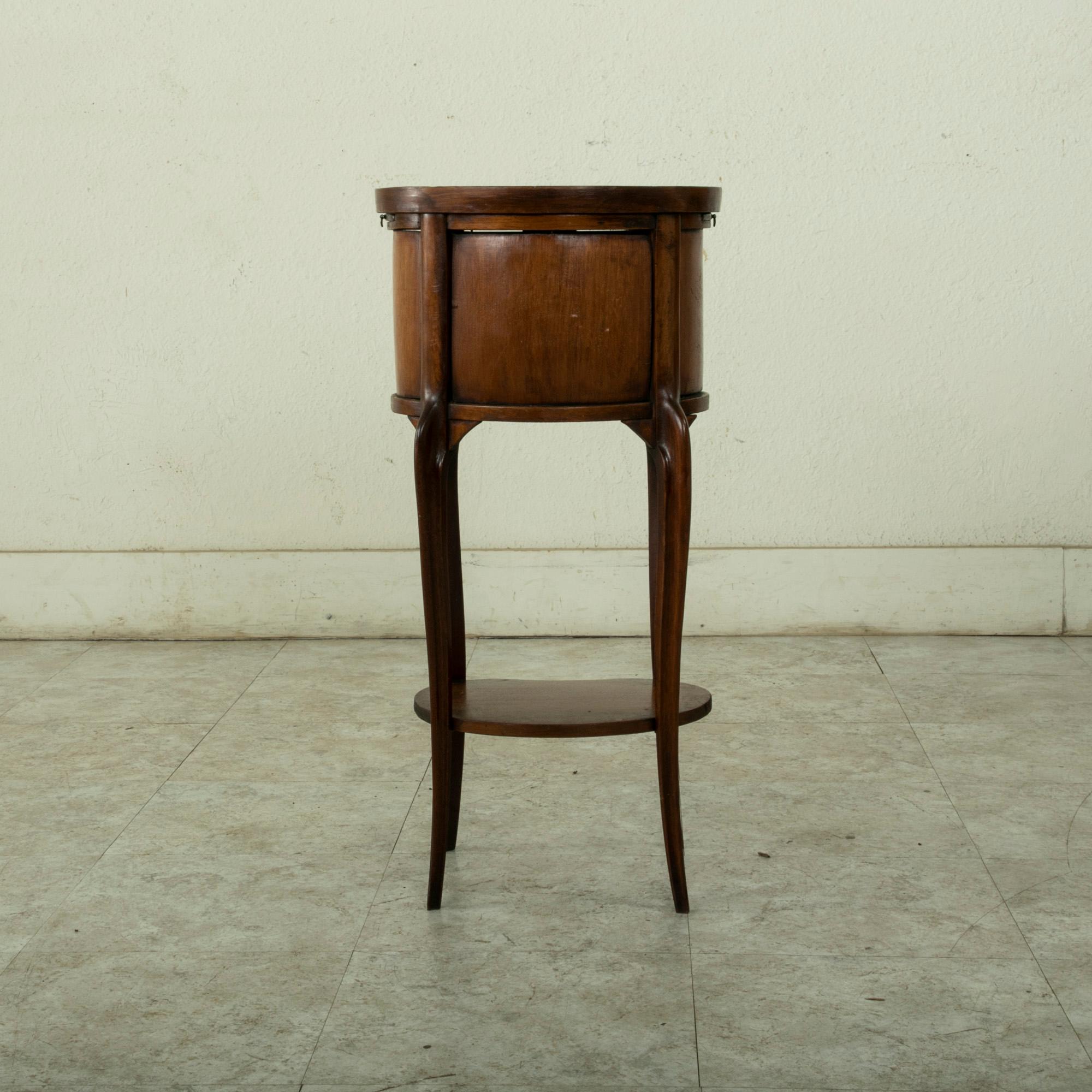 Late 19th Century French Louis XV Style Walnut Side Table with Marble Top For Sale 2