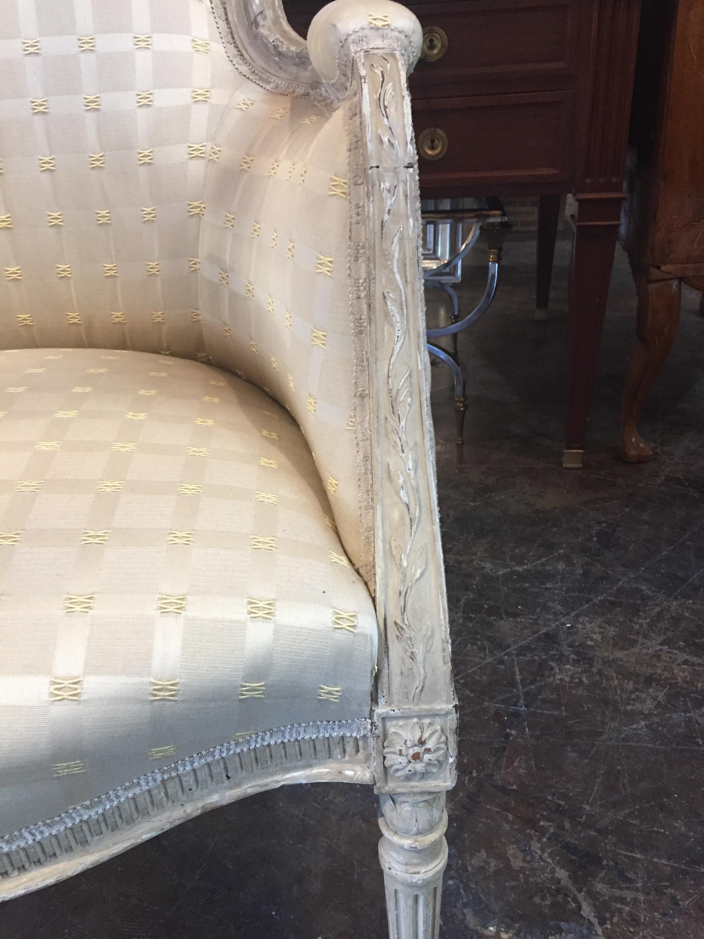 Late 19th Century French Louis XVI Berger’s Chair In Good Condition In Dallas, TX