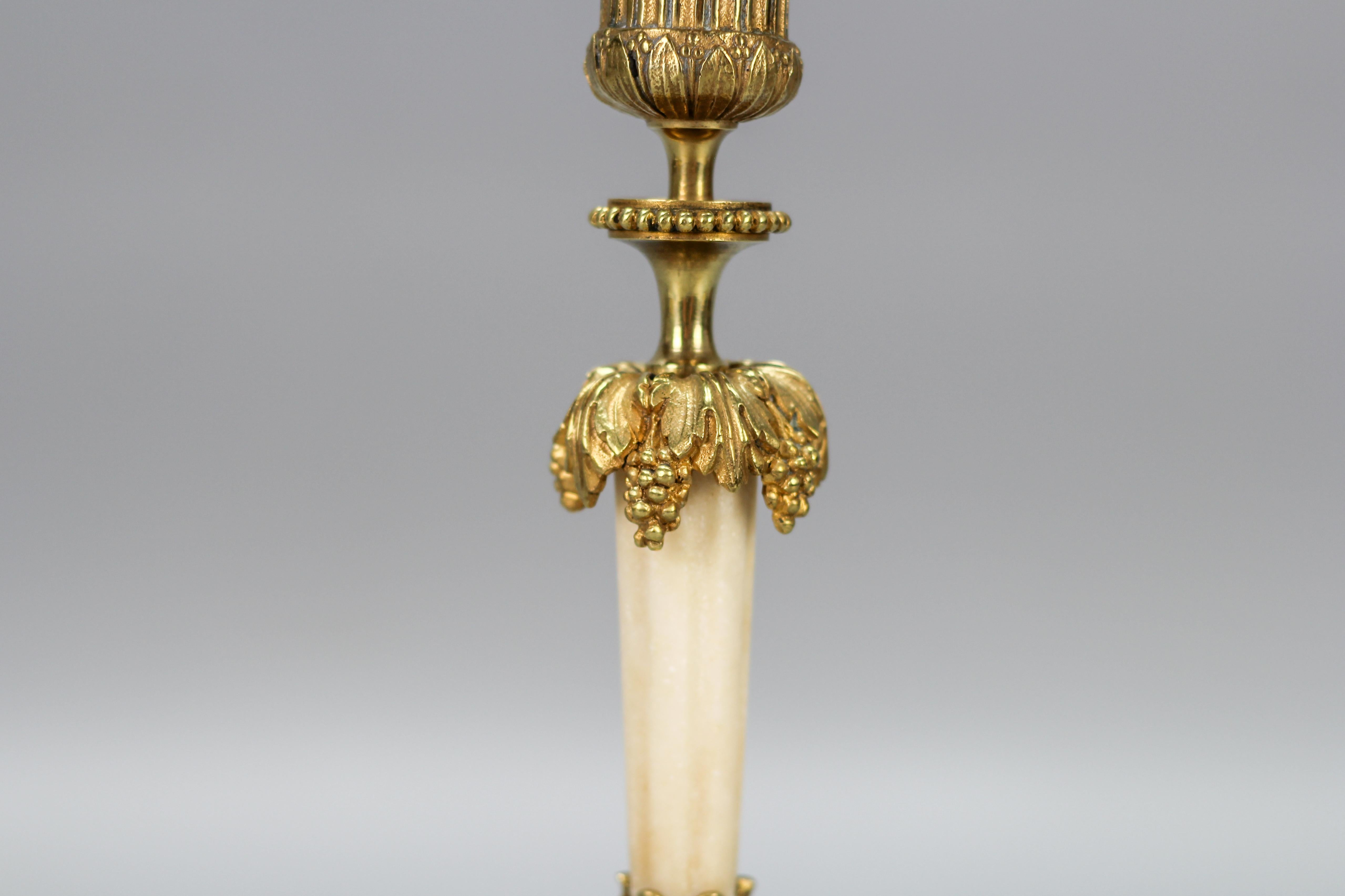 Late 19th Century French Louis XVI Style Bronze and White Marble Candlestick For Sale 4
