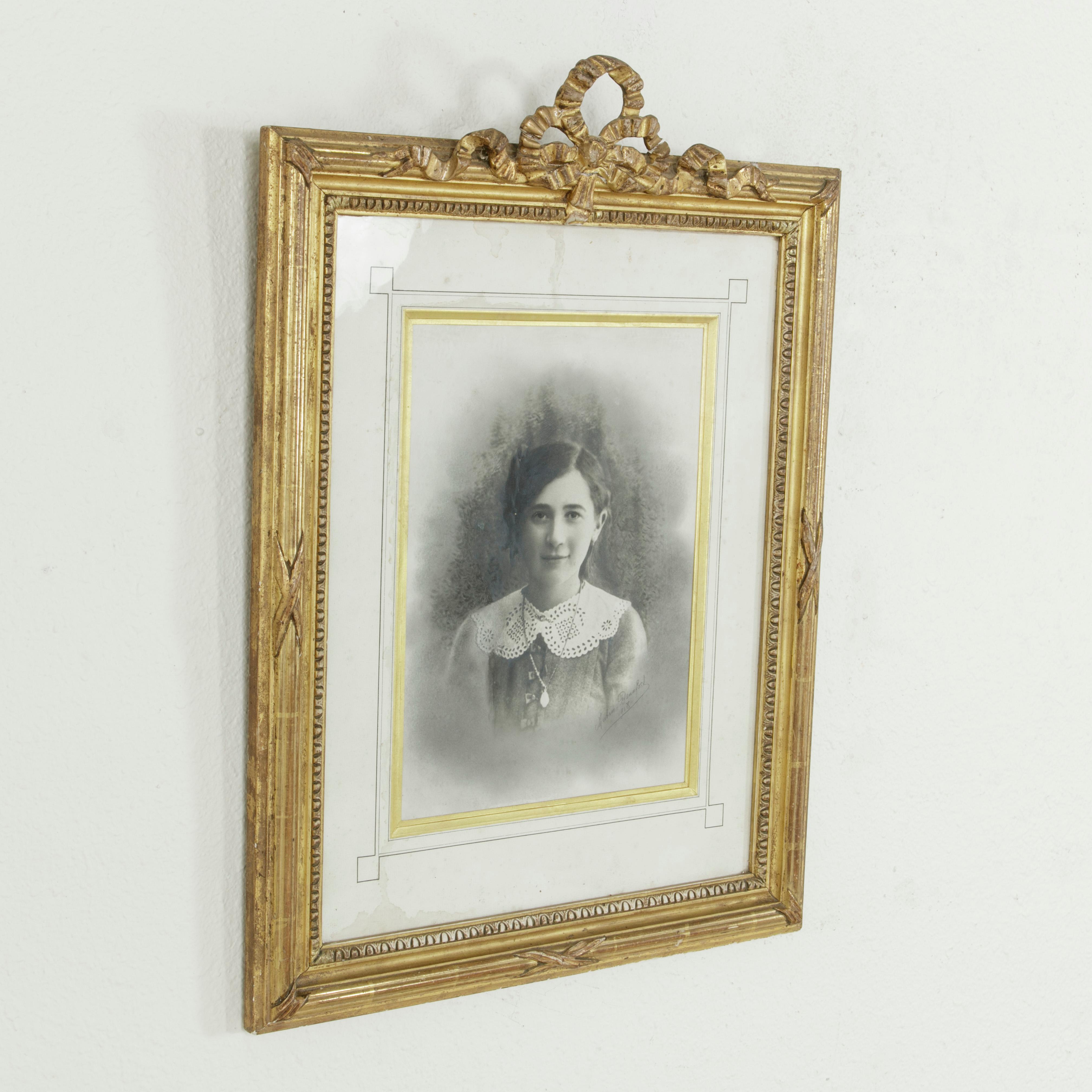Late 19th Century French Louis XVI Style Frame with Photograph of Young Girl In Good Condition In Fayetteville, AR