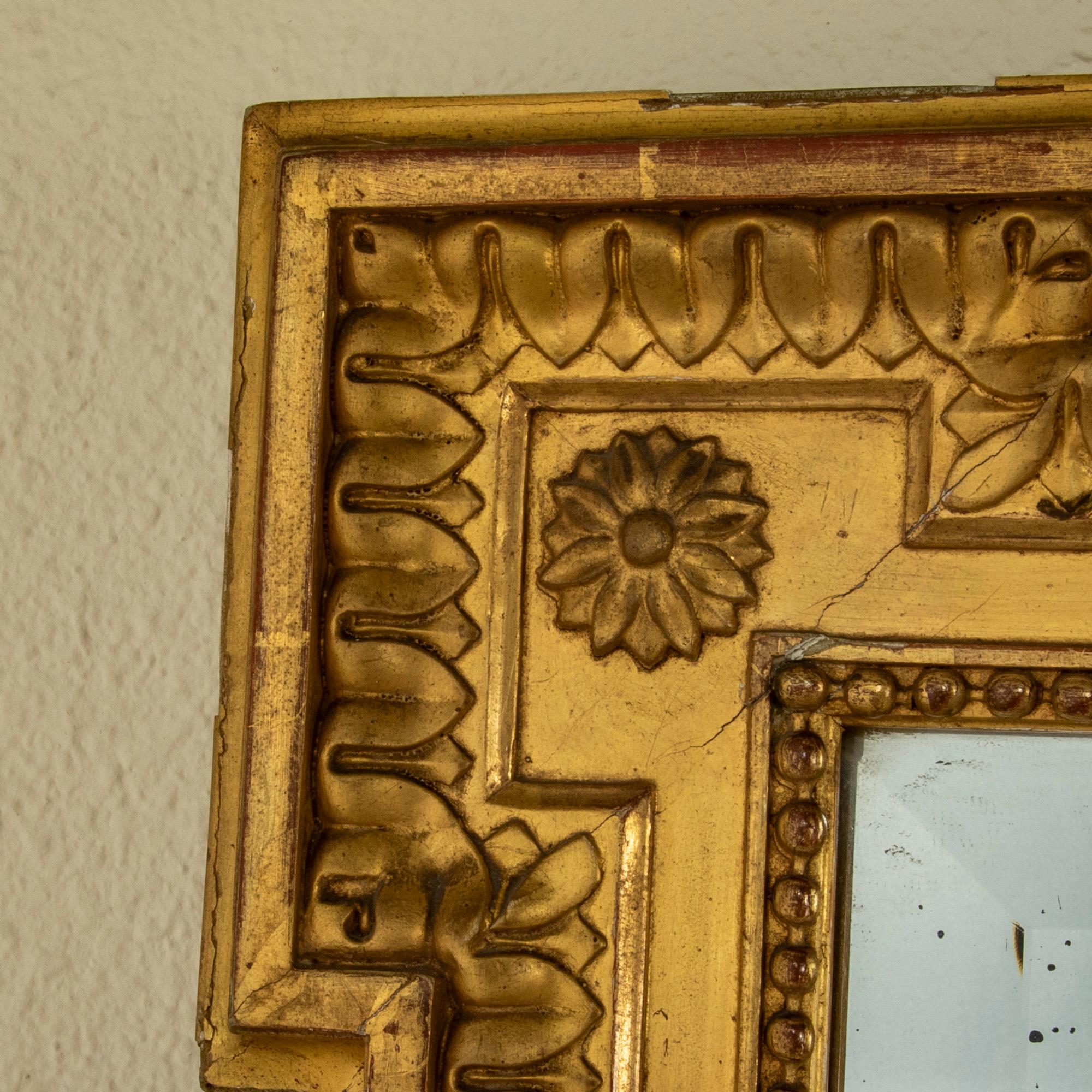 Late 19th Century French Louis XVI Style Giltwood Mirror For Sale 1