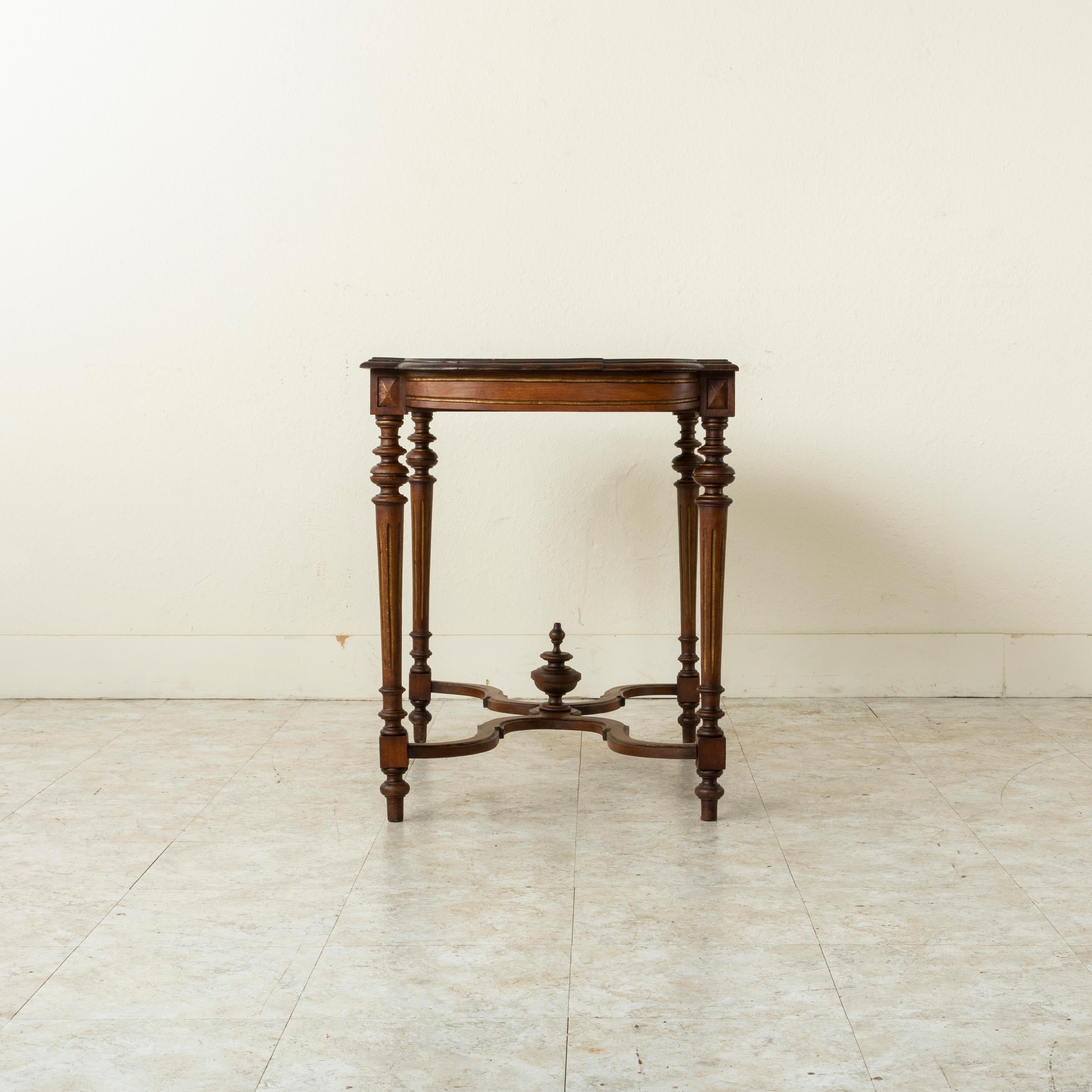 Late 19th Century French Louis XVI Style Hand Carved Walnut Center Table In Good Condition For Sale In Fayetteville, AR