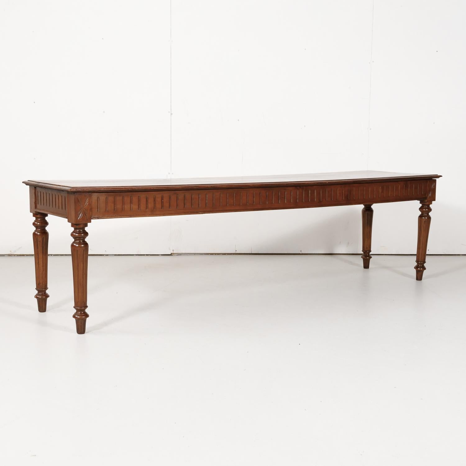 Late 19th Century French Louis XVI Style Pine Hallway Bench 2