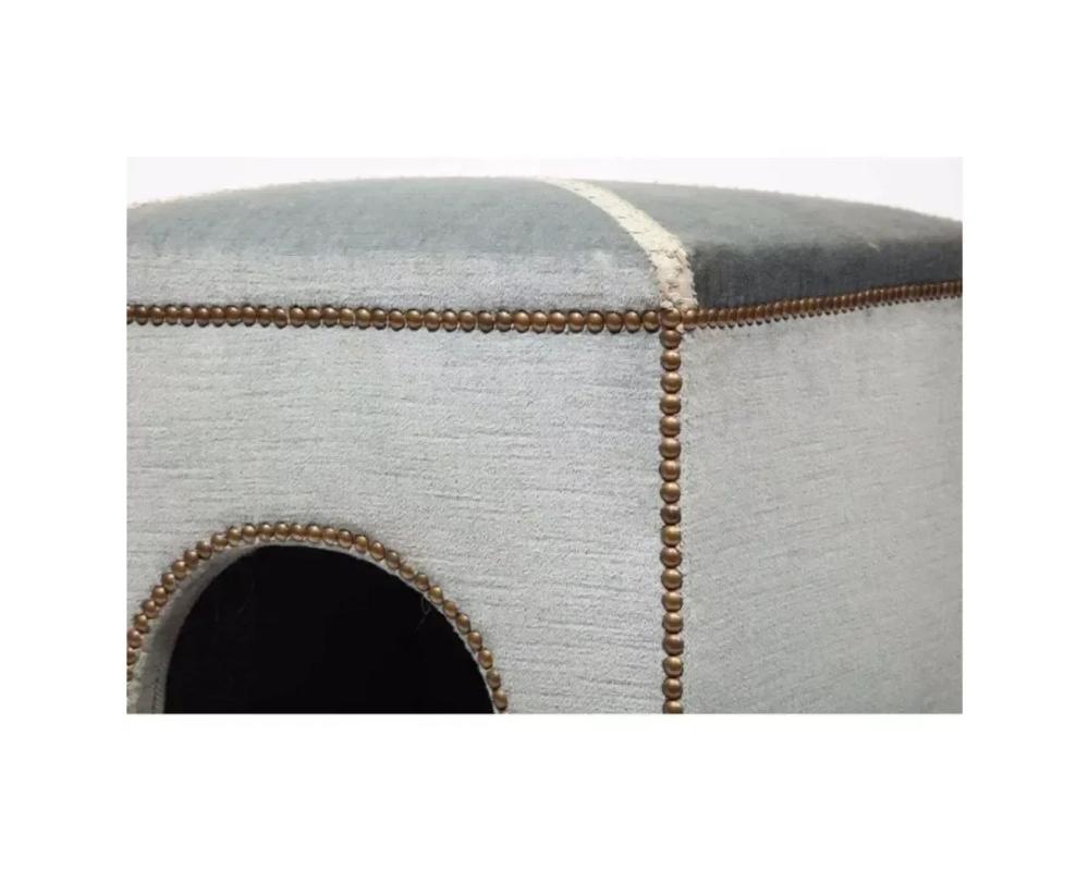 Late 19th Century French Louis XVI Style Velvet-Upholstered Niche De Chien Dog B For Sale 6