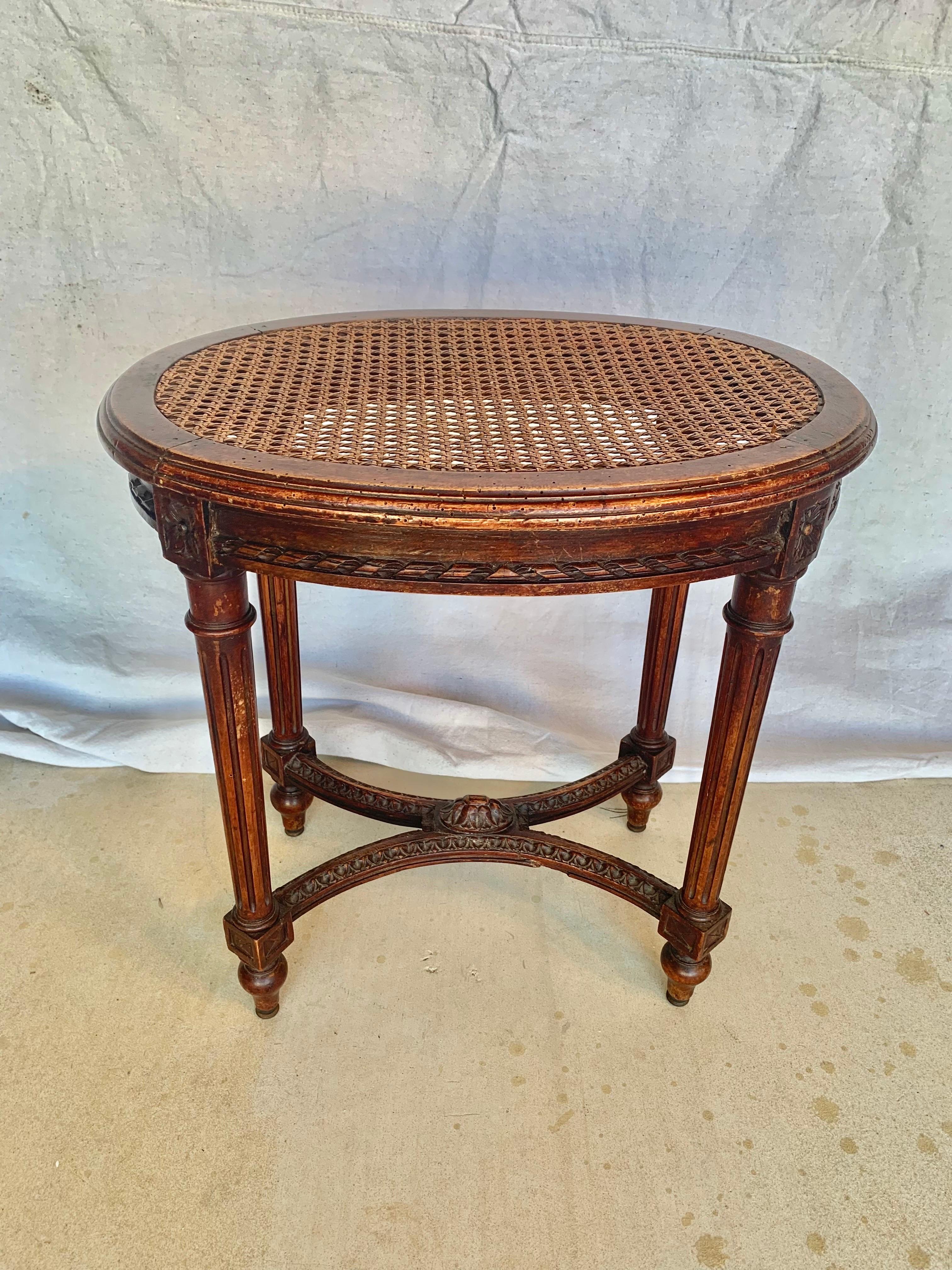 Late 19th Century French Louis XVI Walnut and Cane Stool For Sale 7