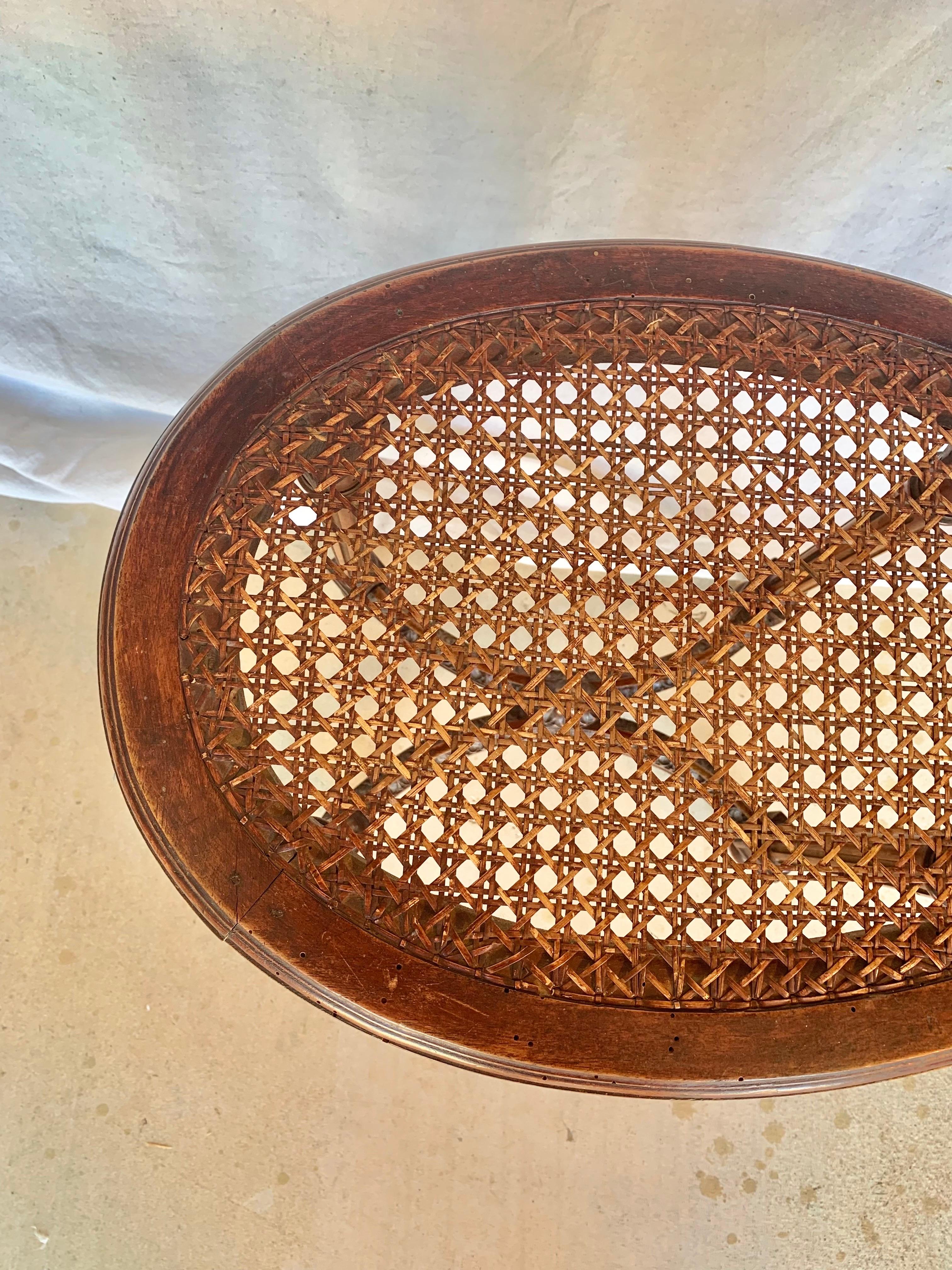 XIXe siècle Fin du 19ème siècle, tabouret en noyer et canne de style Louis XVI en vente