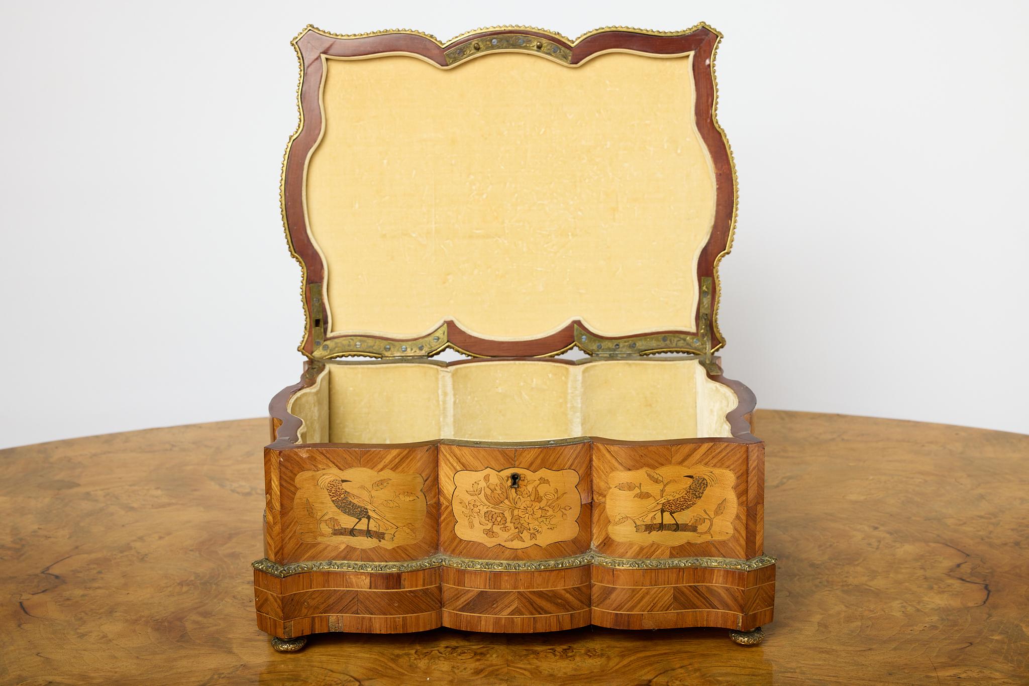 Beaux Arts Late 19th Century French Marquetry Jewelry/Dresser Box, Maison Vervelle For Sale