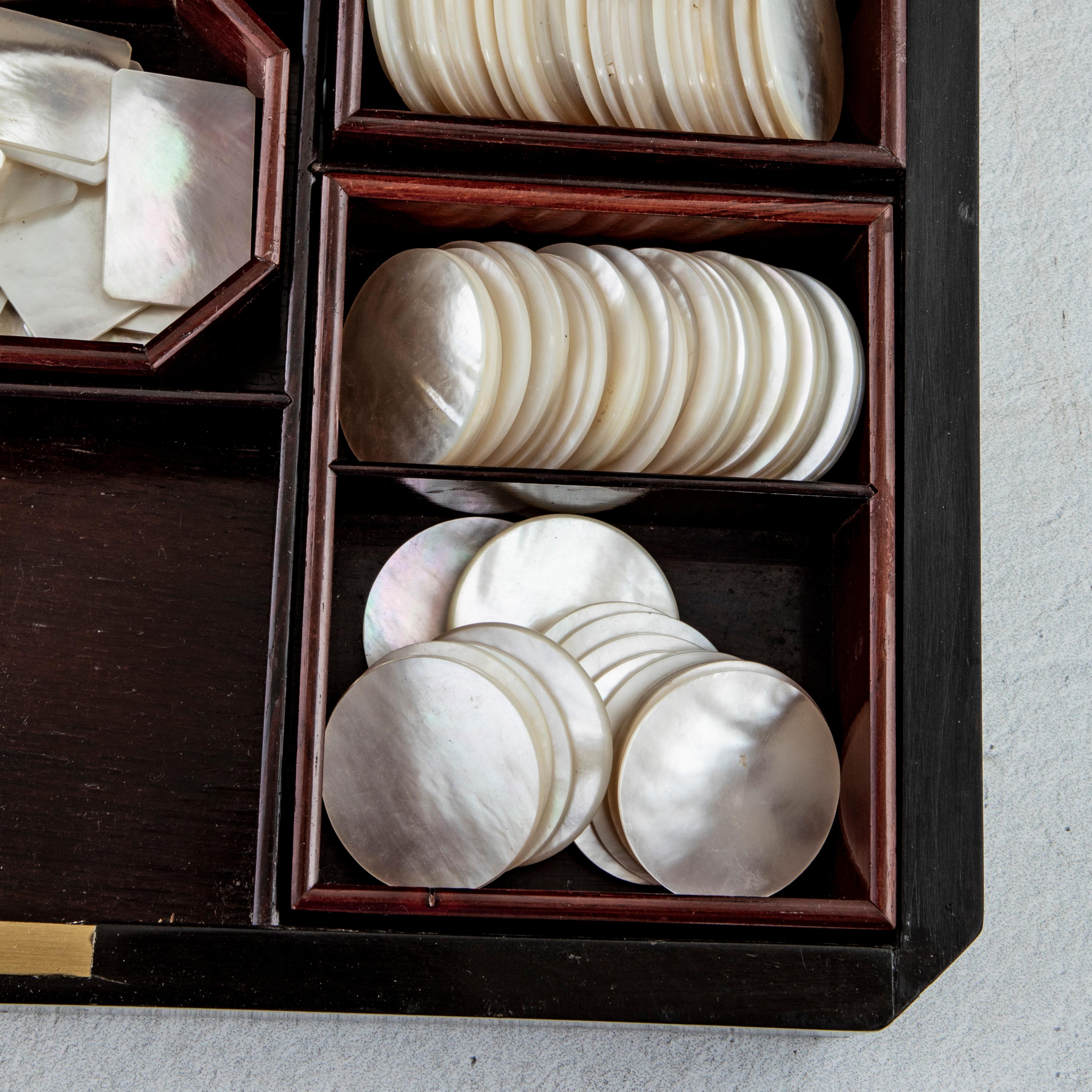 Late 19th Century French Napoleon III Period Palisander Game Box, Tortoise Shell For Sale 9