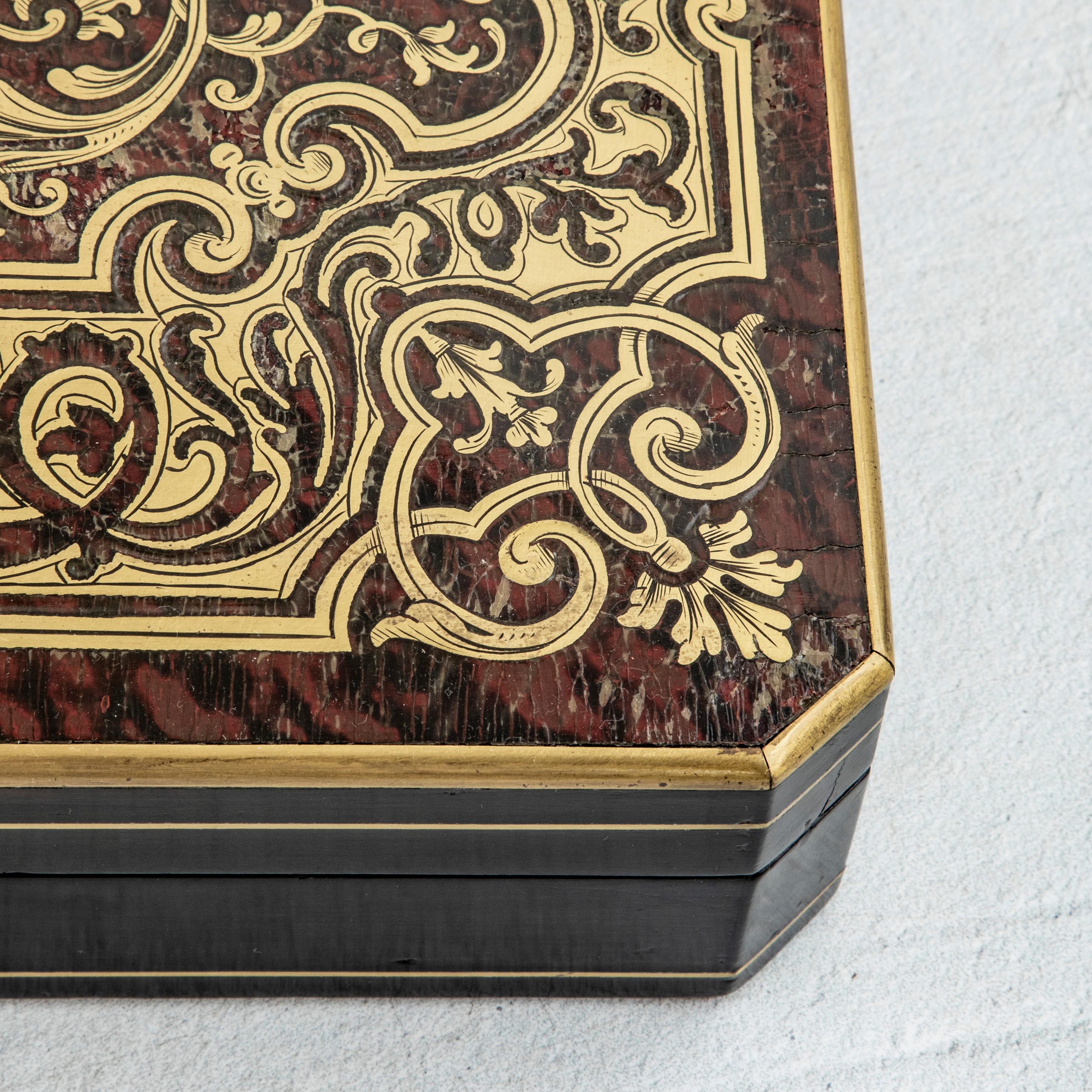 Late 19th Century French Napoleon III Period Palisander Game Box, Tortoise Shell For Sale 12