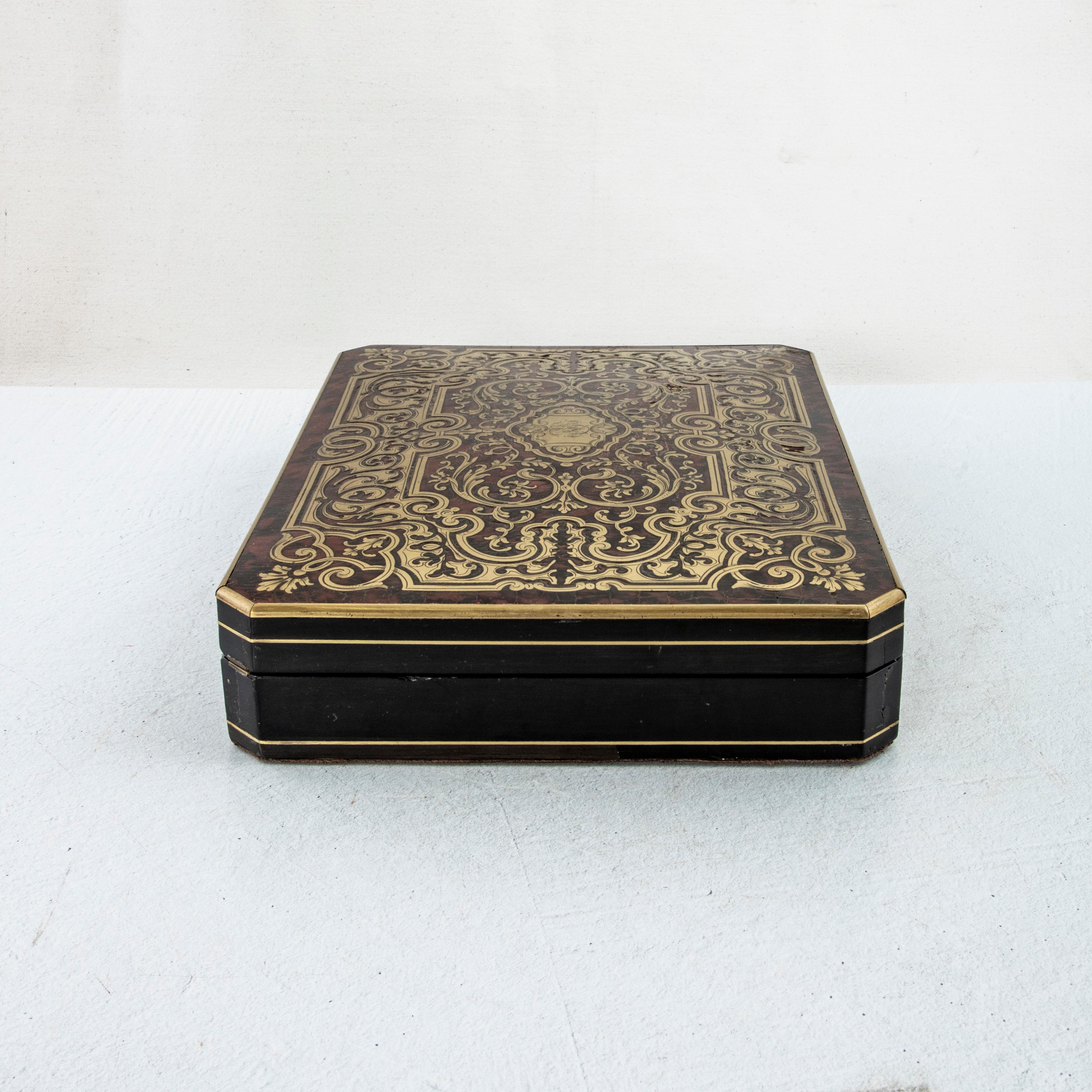 Late 19th Century French Napoleon III Period Palisander Game Box, Tortoise Shell For Sale 1