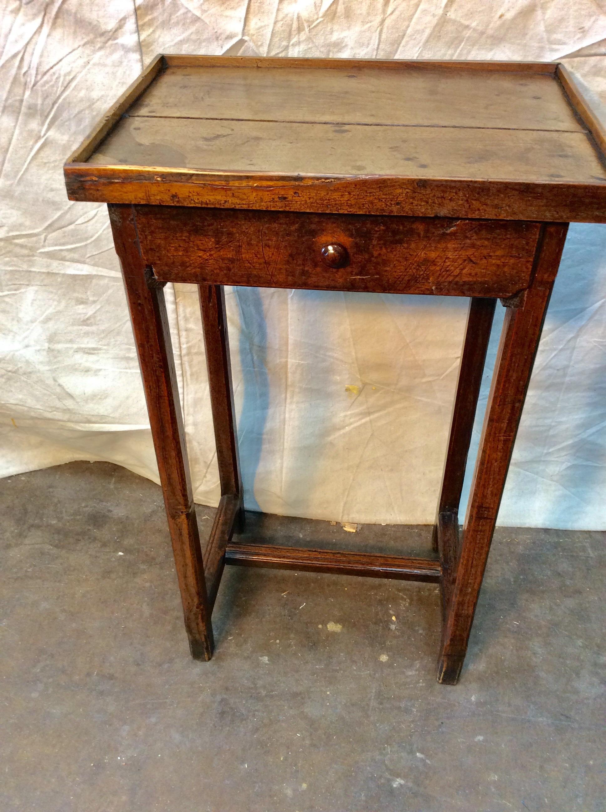 Late 19th Century French One Drawer Side Table In Good Condition In Burton, TX