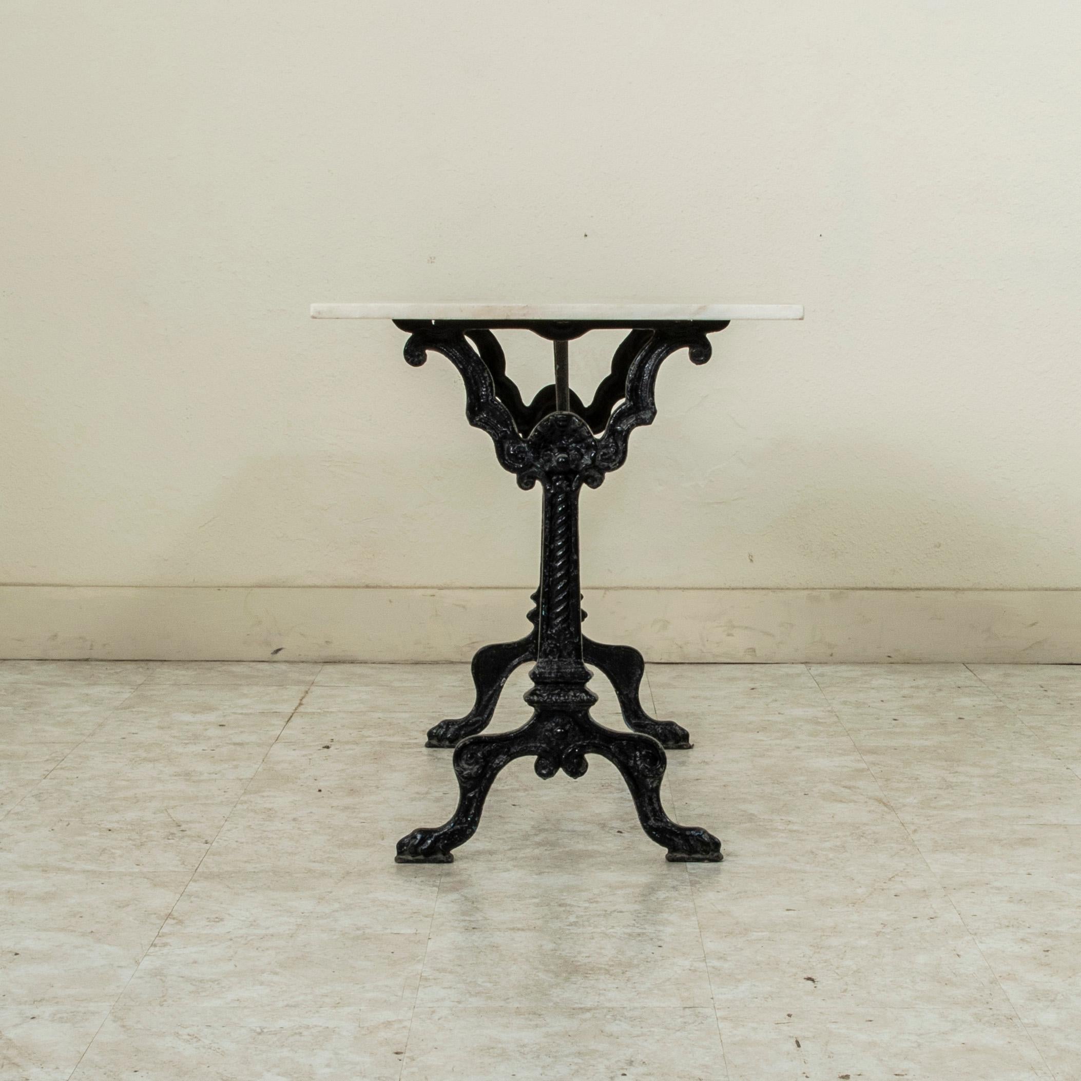 Late 19th Century French Painted Cast Iron and Marble Bistro Table, Garden Table For Sale 1