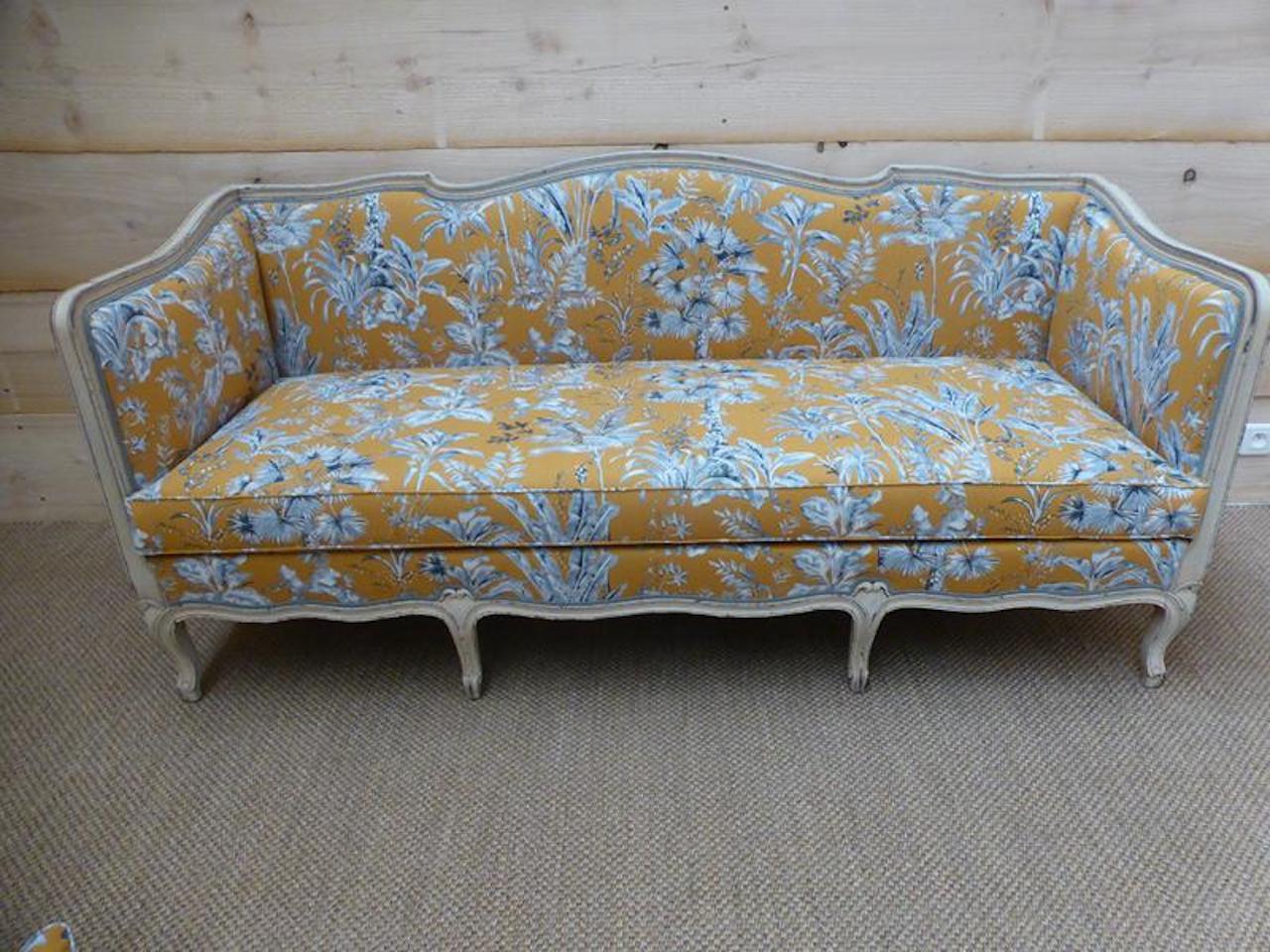 Late 19th Century French Painted Louis XV Style Canapé 4